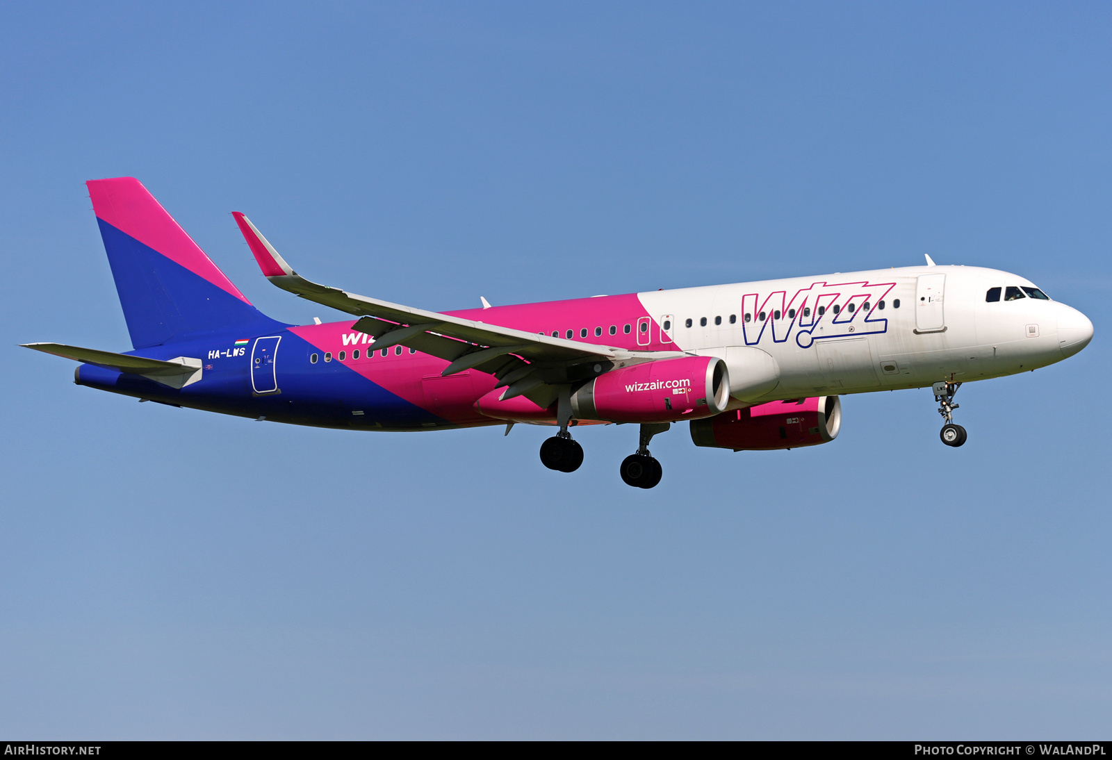Aircraft Photo of HA-LWS | Airbus A320-232 | Wizz Air | AirHistory.net #438036