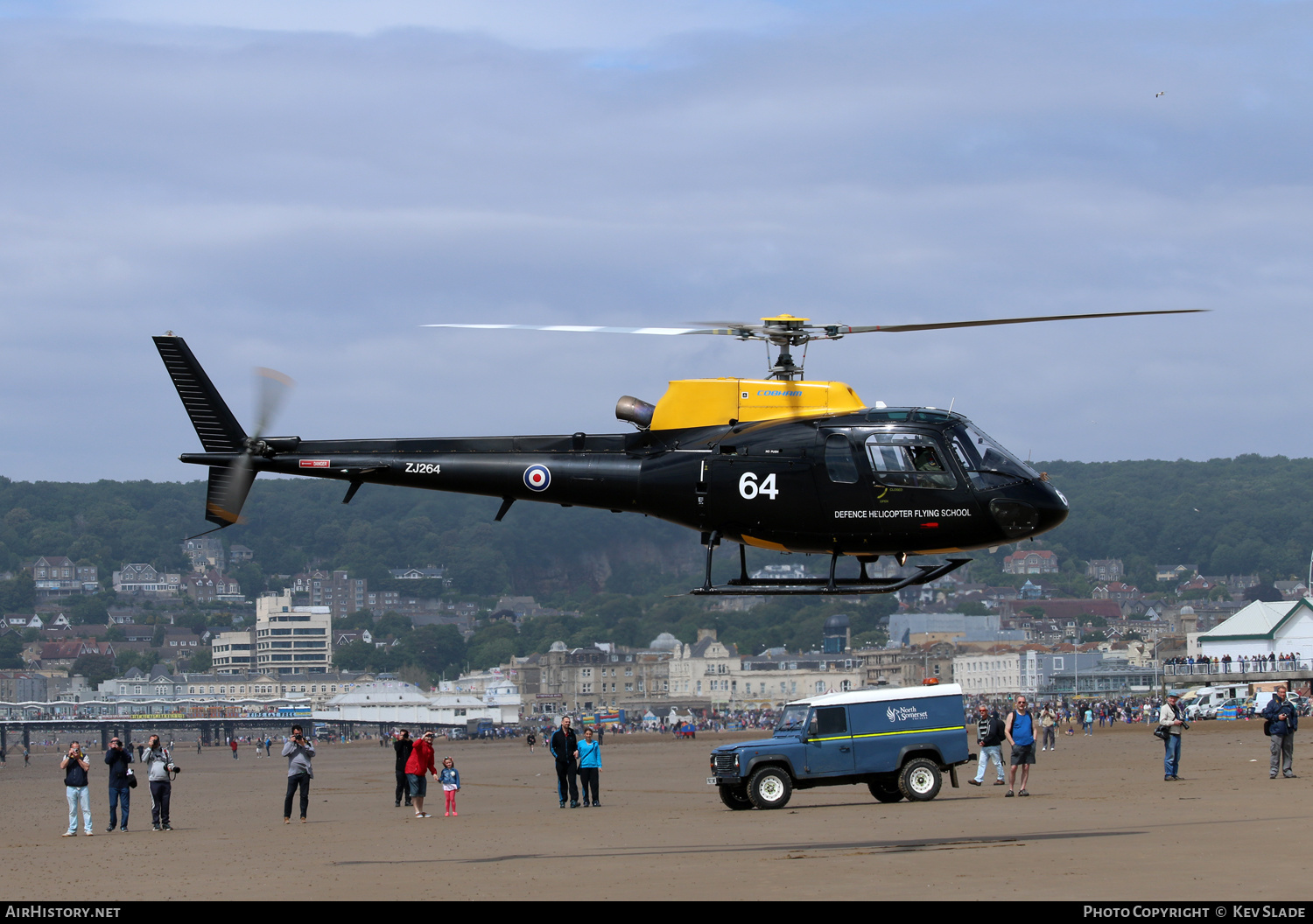 Aircraft Photo of ZJ264 | Eurocopter AS-350BB Squirrel HT1 | UK - Air Force | AirHistory.net #438130