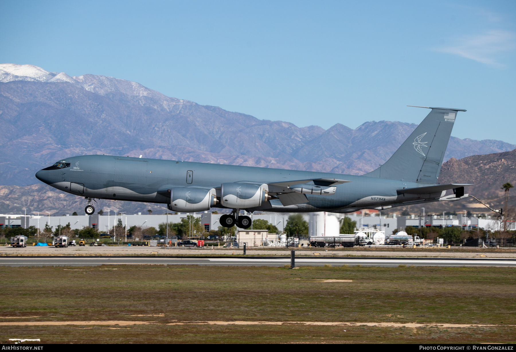 Aircraft Photo of N571MA / 61-0325 | Boeing KC-135R Stratotanker | Meta Strategic Mobility | AirHistory.net #438313