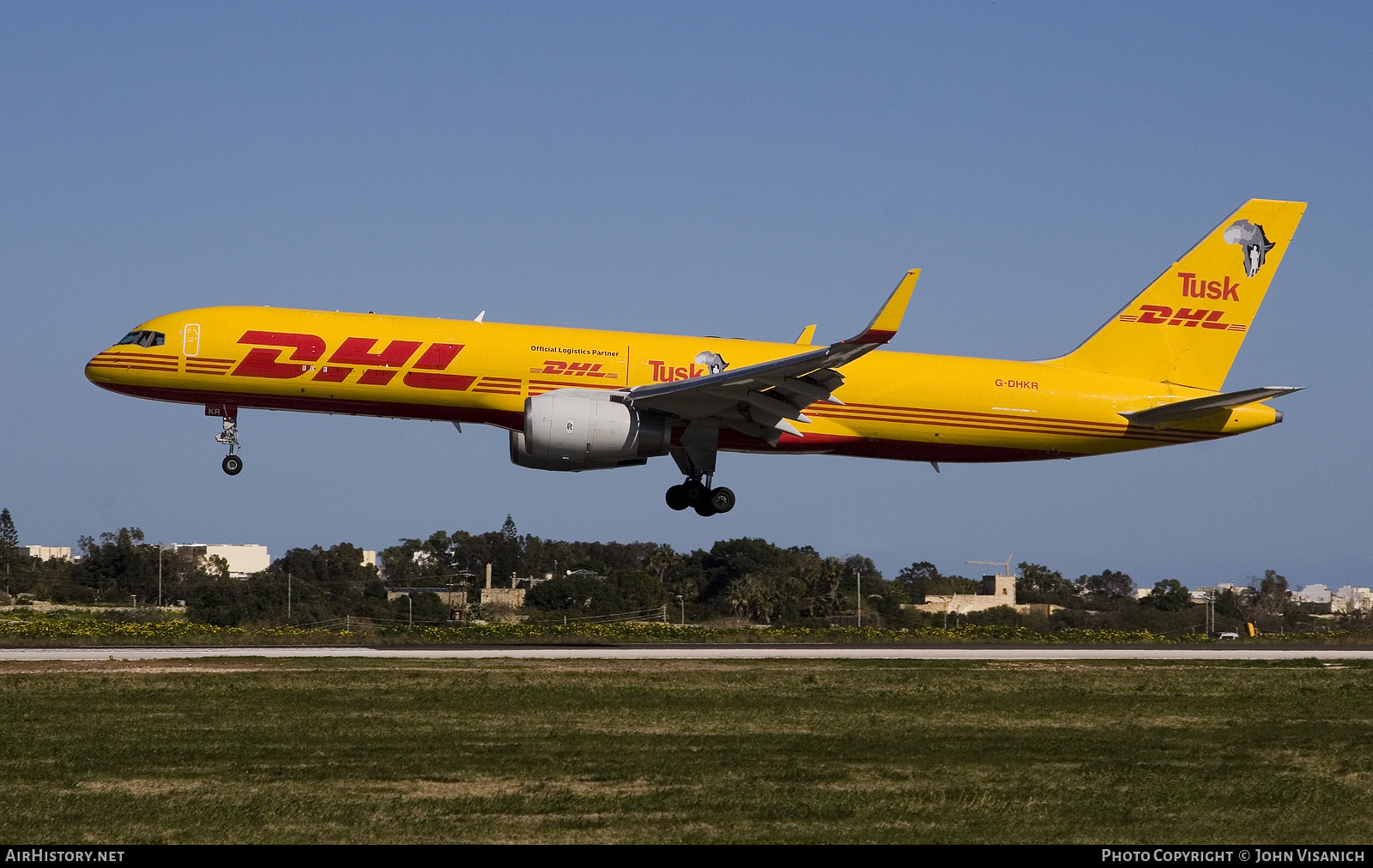 Aircraft Photo of G-DHKR | Boeing 757-223(PCF) | DHL International | AirHistory.net #438330
