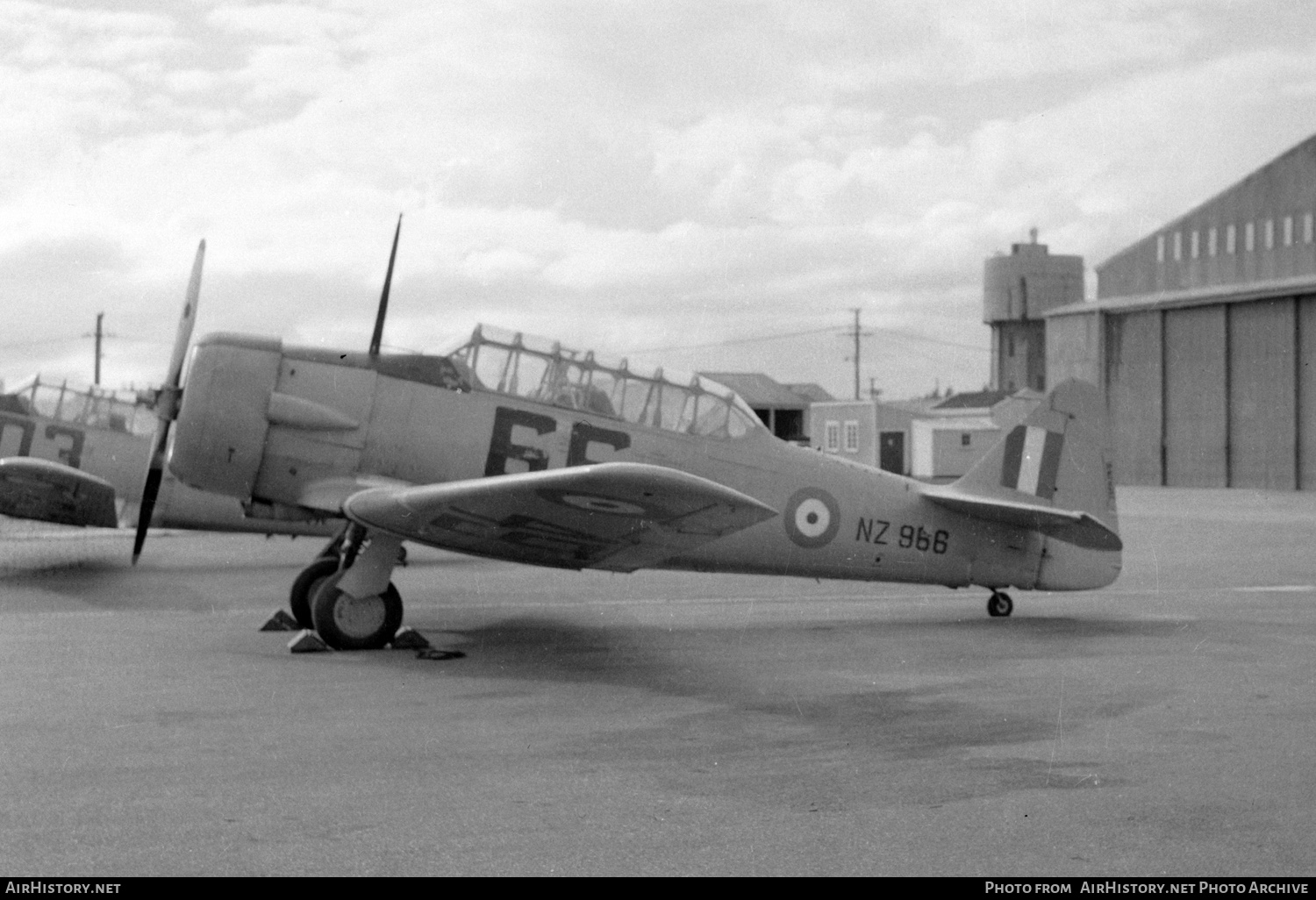 Aircraft Photo of NZ966 | North American AT-16 Harvard II | New Zealand - Air Force | AirHistory.net #438337