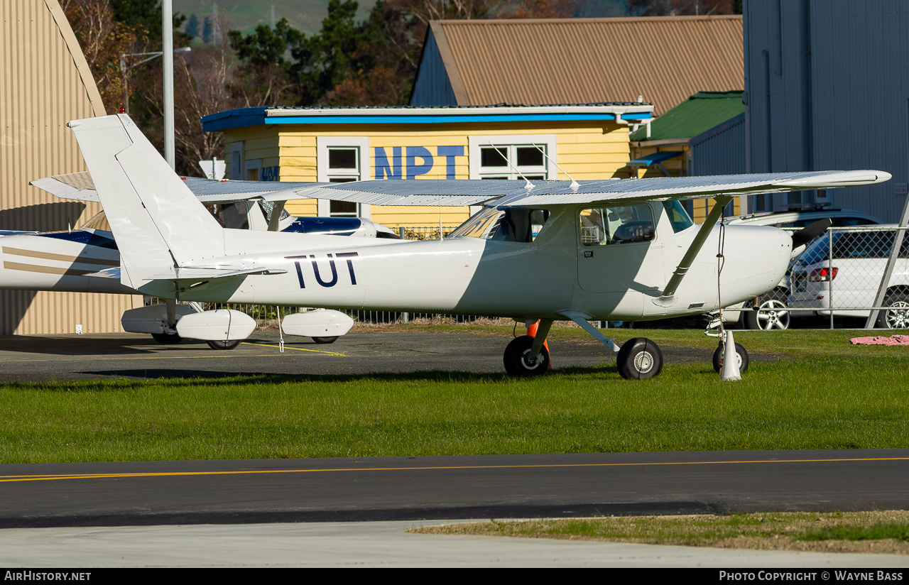 Aircraft Photo of ZK-TUT / TUT | Cessna 152 | AirHistory.net #438368