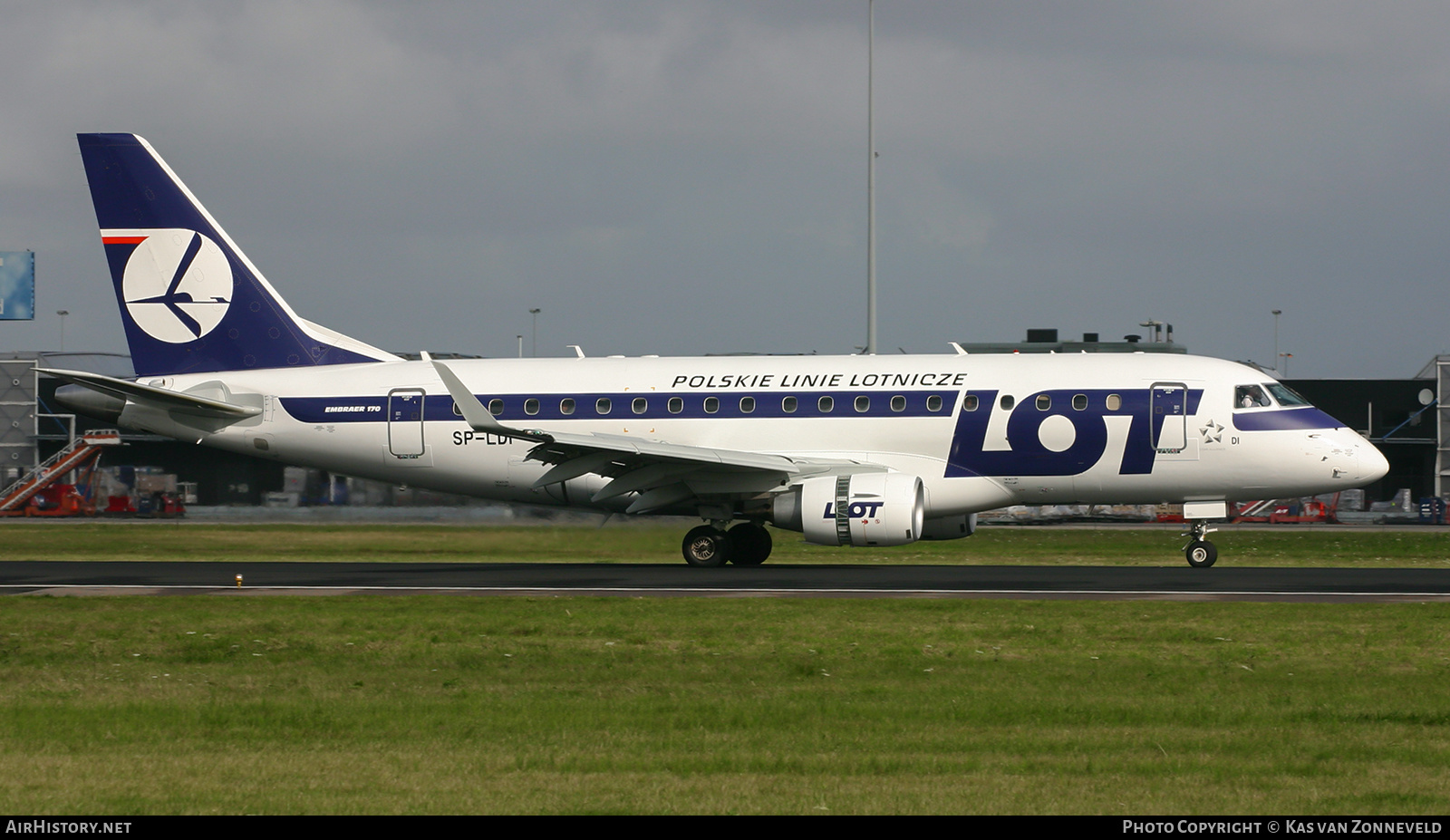 Aircraft Photo of SP-LDI | Embraer 170LR (ERJ-170-100LR) | LOT Polish Airlines - Polskie Linie Lotnicze | AirHistory.net #438450