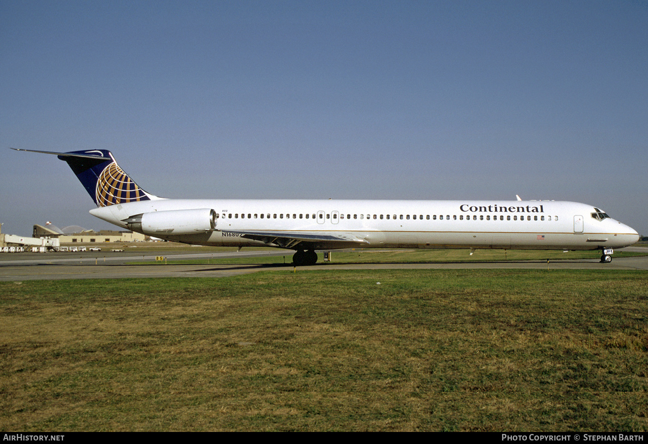 Aircraft Photo of N16802 | McDonnell Douglas MD-82 (DC-9-82) | Continental Airlines | AirHistory.net #438456