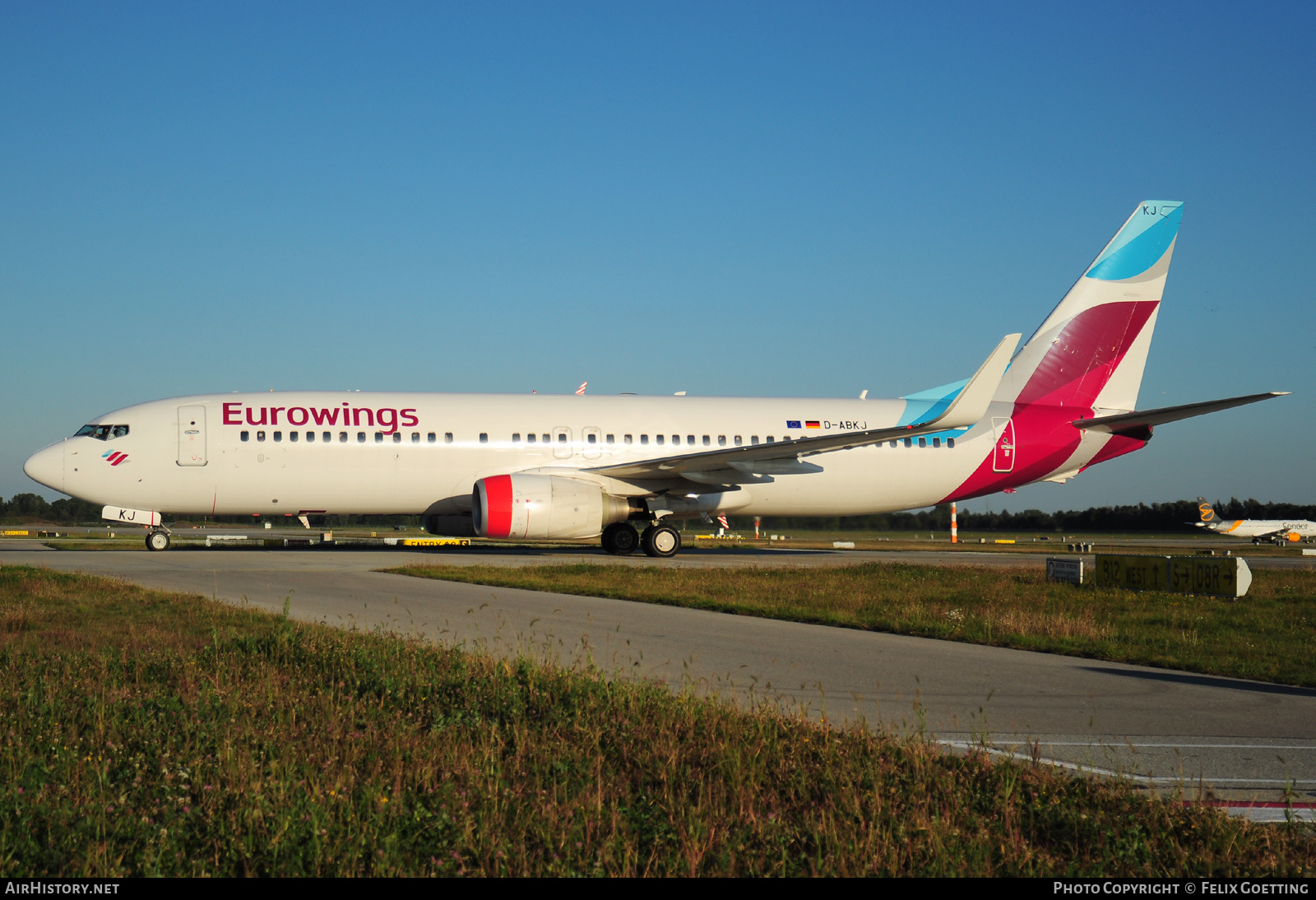 Aircraft Photo of D-ABKJ | Boeing 737-86J | Eurowings | AirHistory.net #438660