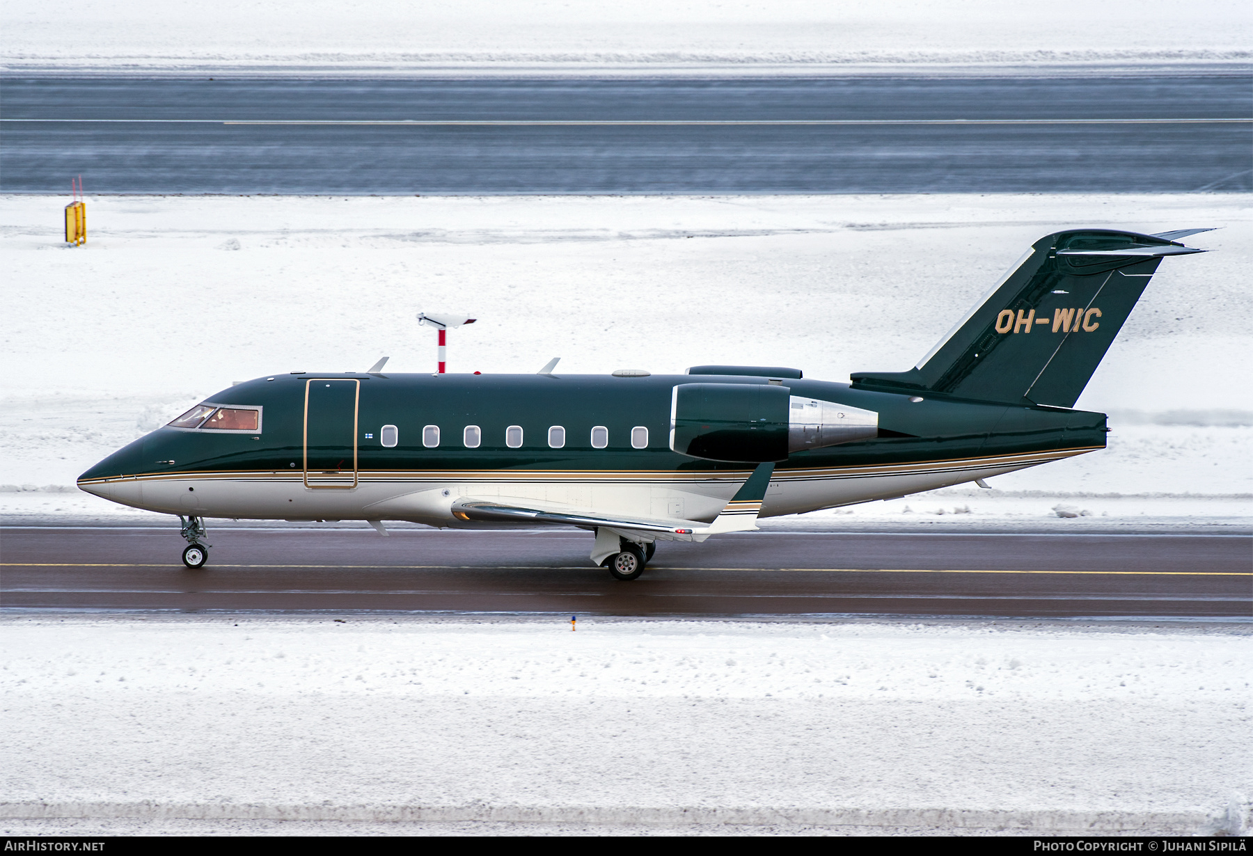 Aircraft Photo of OH-WIC | Bombardier Challenger 604 (CL-600-2B16) | AirHistory.net #438664