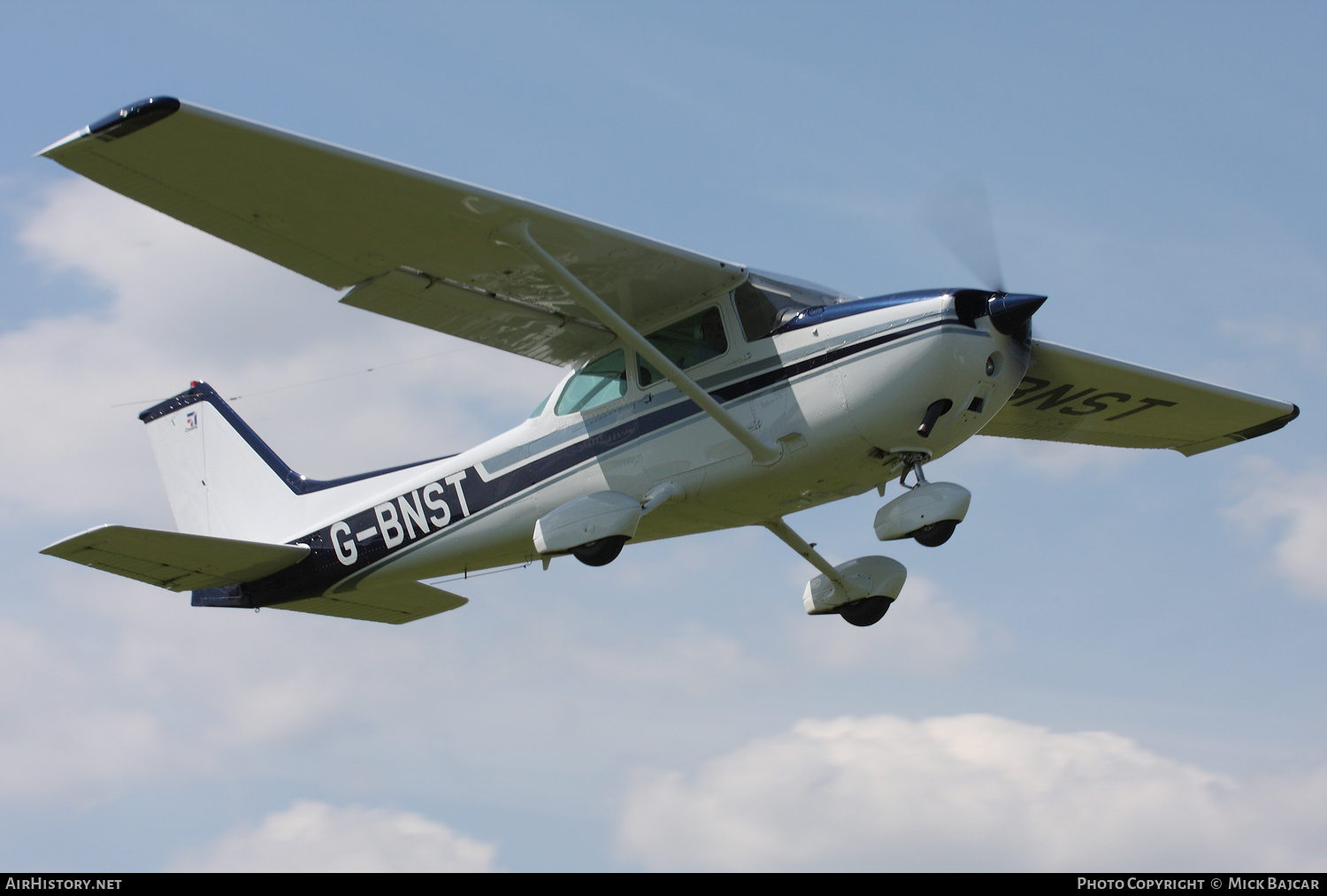 Aircraft Photo of G-BNST | Cessna 172N Skyhawk 100 II | AirHistory.net #438680