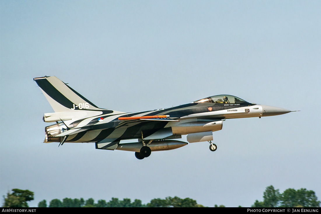 Aircraft Photo of J-016 | General Dynamics F-16AM Fighting Falcon | Netherlands - Air Force | AirHistory.net #438784