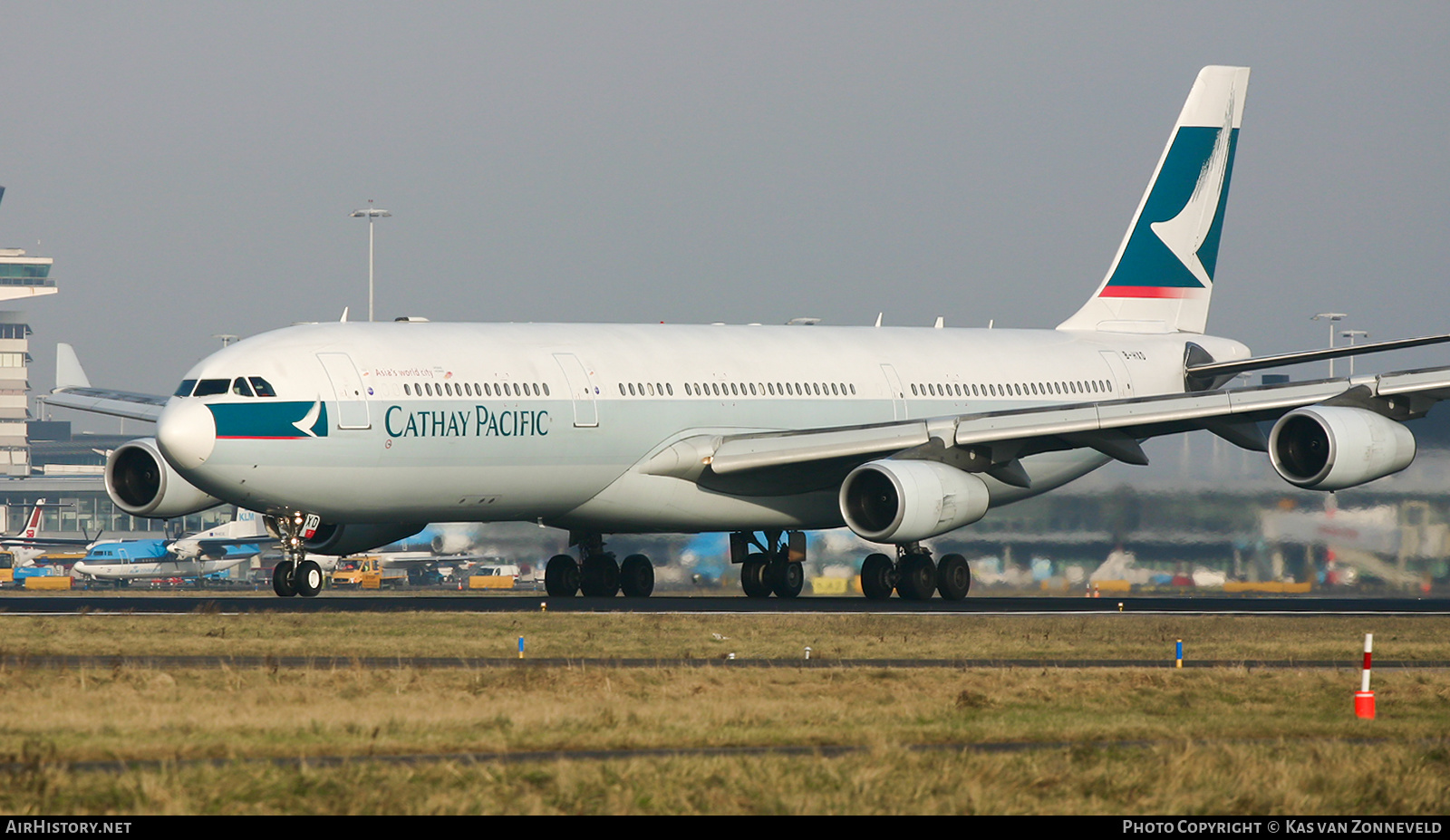 Aircraft Photo of B-HXD | Airbus A340-313 | Cathay Pacific Airways | AirHistory.net #438810