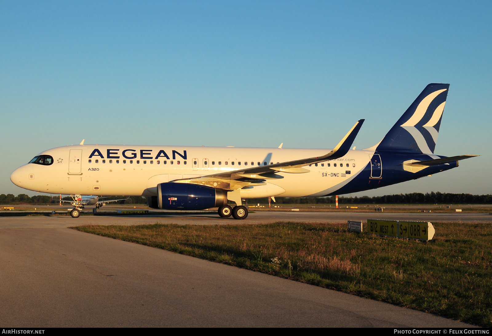 Aircraft Photo of SX-DNC | Airbus A320-232 | Aegean Airlines | AirHistory.net #438837