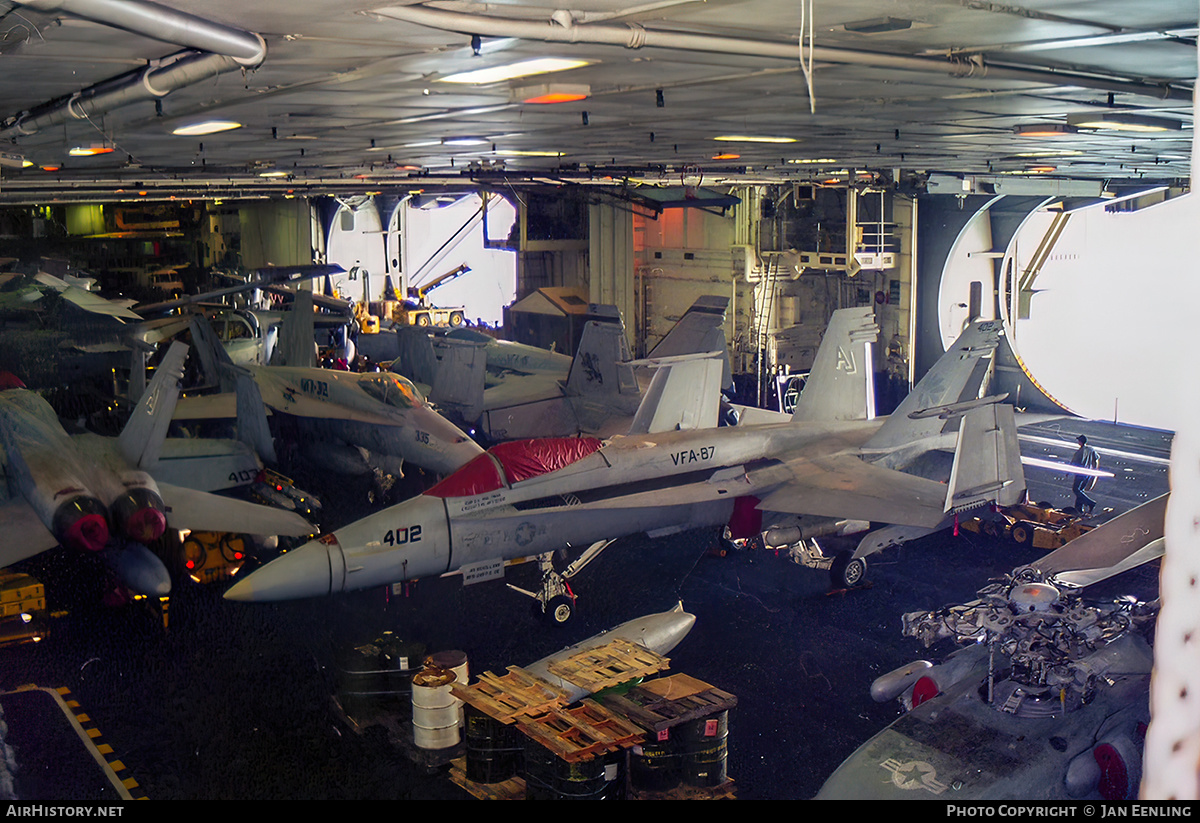 Aircraft Photo of 164647 | McDonnell Douglas F/A-18C Hornet | USA - Navy | AirHistory.net #438850