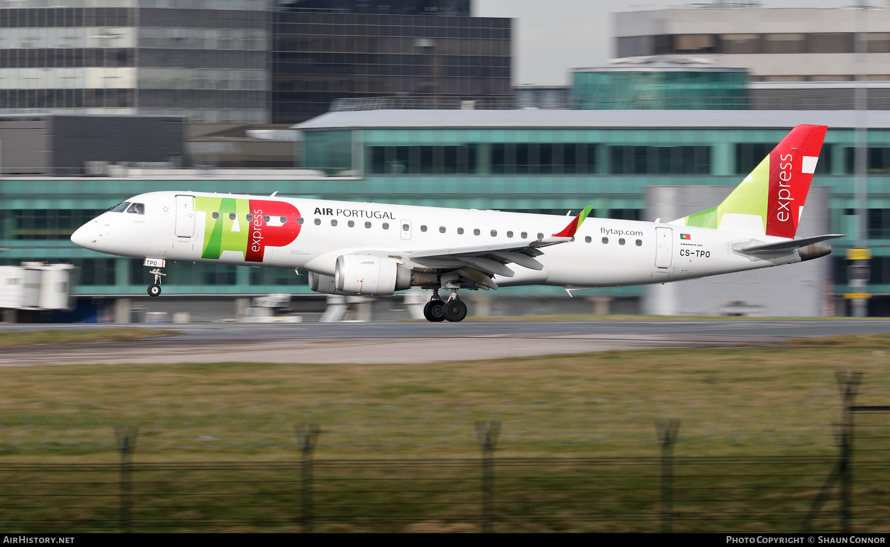 Aircraft Photo of CS-TPO | Embraer 190LR (ERJ-190-100LR) | TAP Air Portugal Express | AirHistory.net #438879