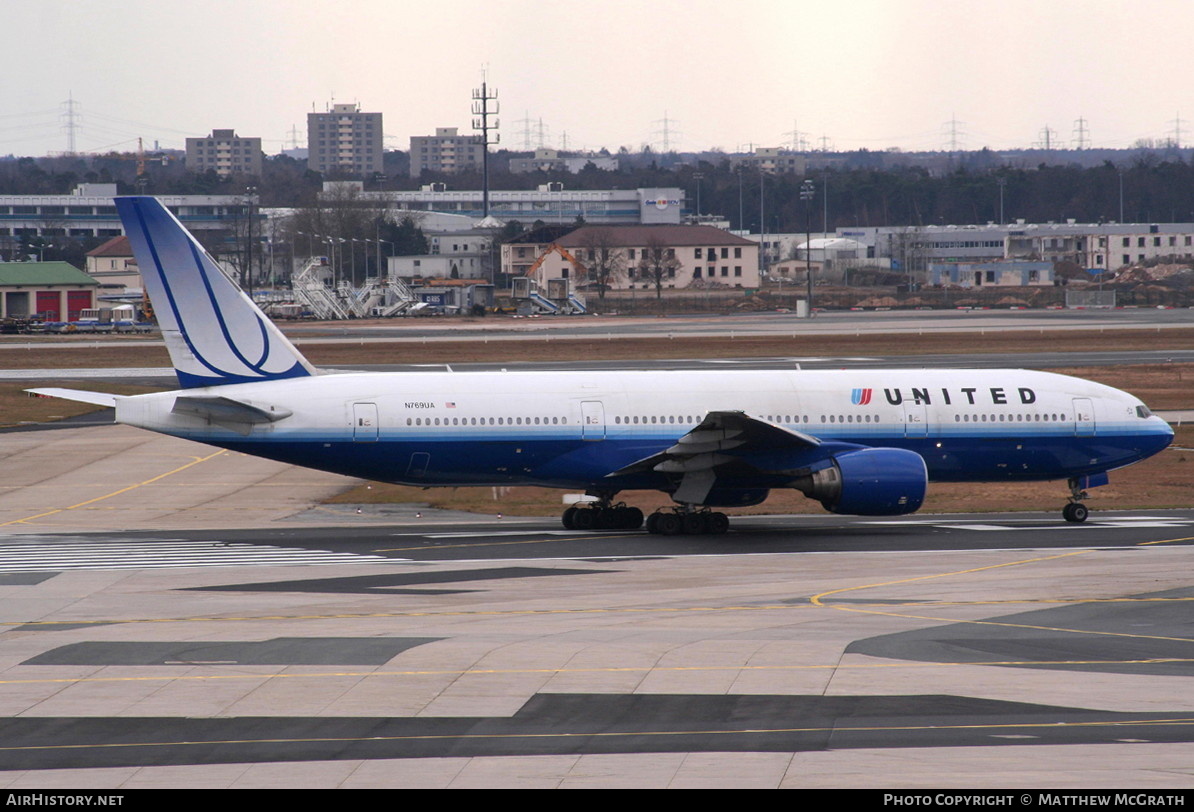 Aircraft Photo of N769UA | Boeing 777-222 | United Airlines | AirHistory.net #438949