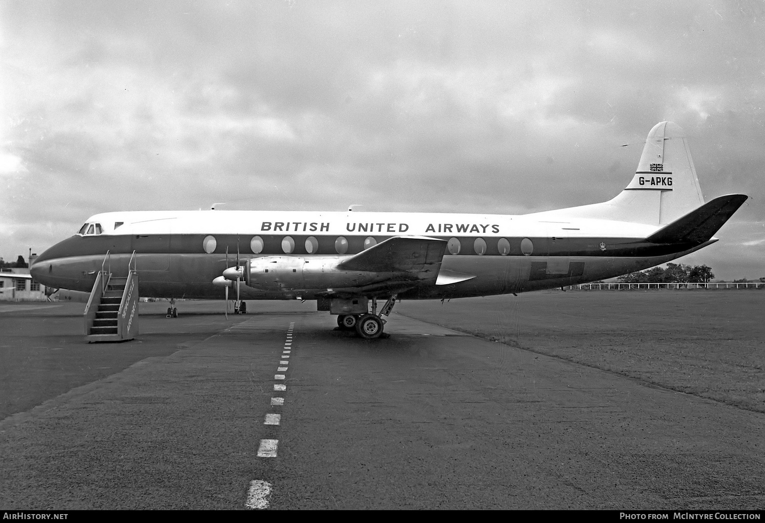 Aircraft Photo of G-APKG | Vickers 804 Viscount | British United Airways - BUA | AirHistory.net #438974
