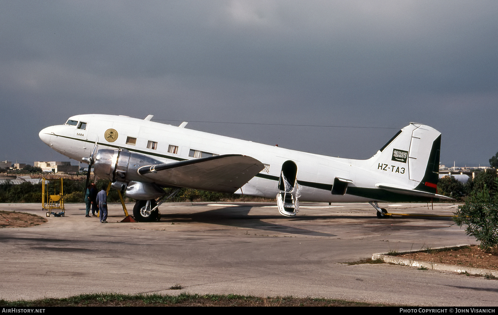 Aircraft Photo of HZ-TA3 | Douglas DC-3(C) | House of Saud | AirHistory.net #439010