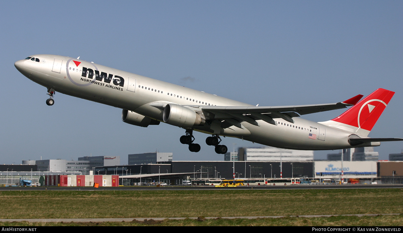 Aircraft Photo of N801NW | Airbus A330-323 | Northwest Airlines | AirHistory.net #439105