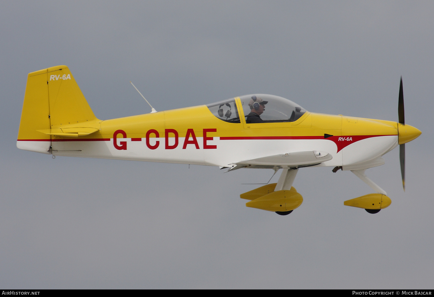 Aircraft Photo of G-CDAE | Van's RV-6A | AirHistory.net #439159