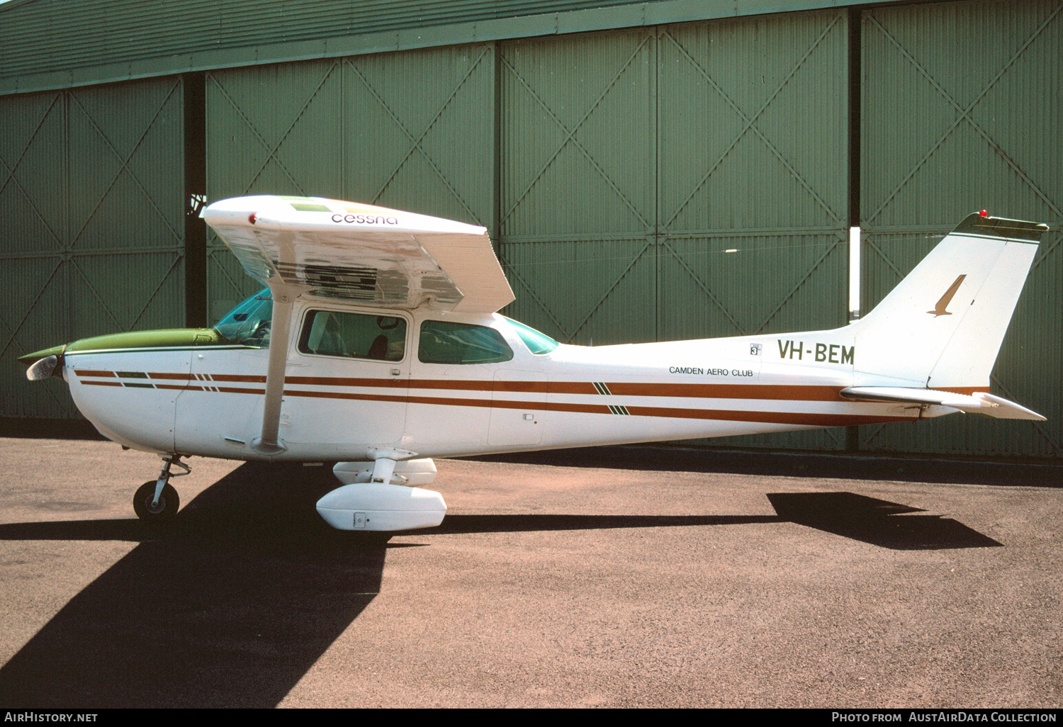 Aircraft Photo of VH-BEM | Cessna 172N Skyhawk | Camden Aero Club | AirHistory.net #439191