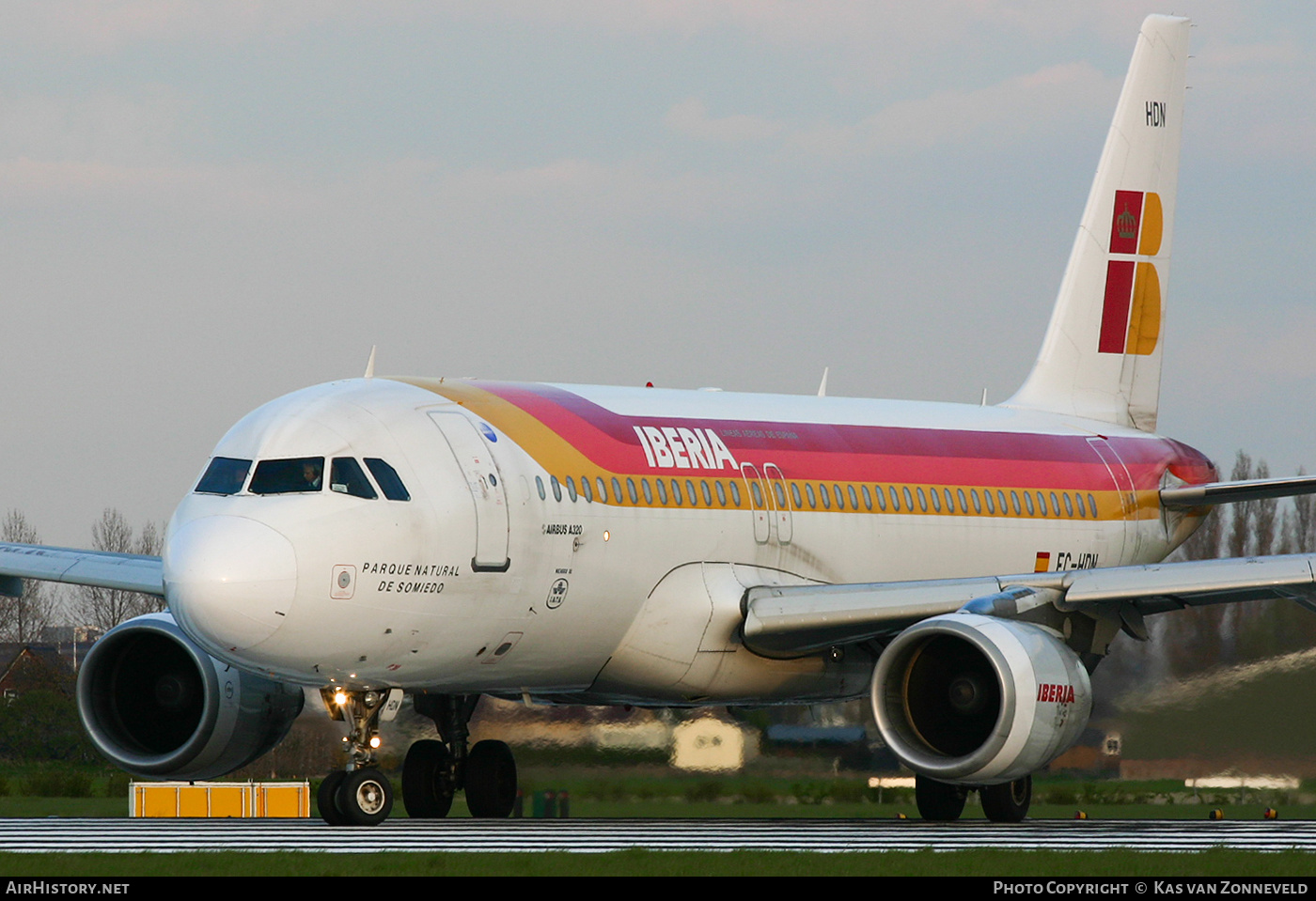 Aircraft Photo of EC-HDN | Airbus A320-214 | Iberia | AirHistory.net #439233