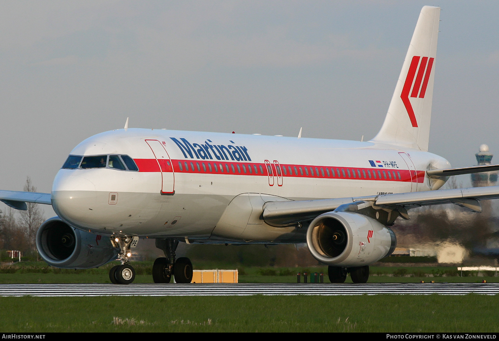 Aircraft Photo of PH-MPE | Airbus A320-232 | Martinair | AirHistory.net #439247