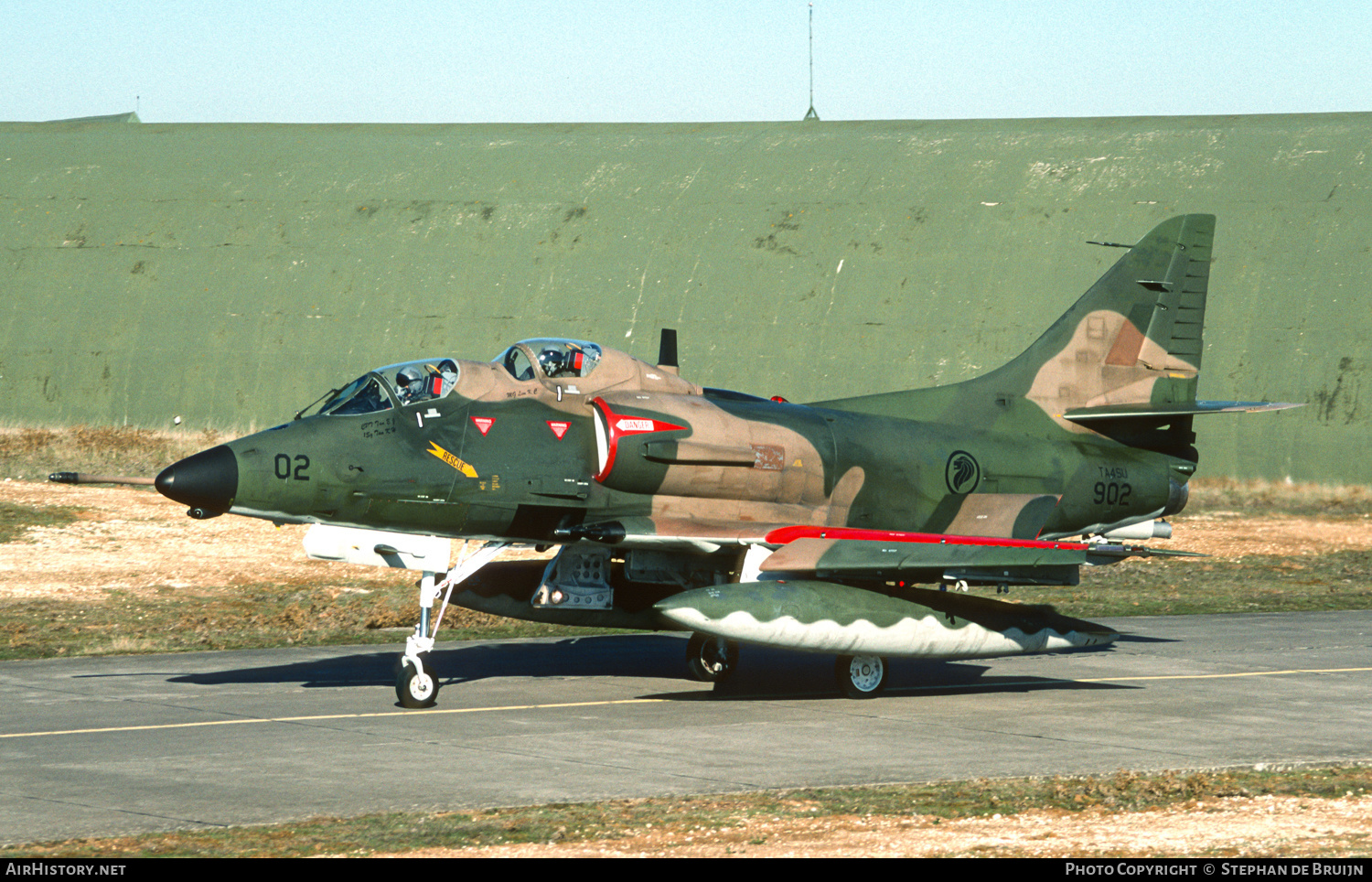 Aircraft Photo of 902 | McDonnell Douglas TA-4SU Skyhawk | Singapore - Air Force | AirHistory.net #439365