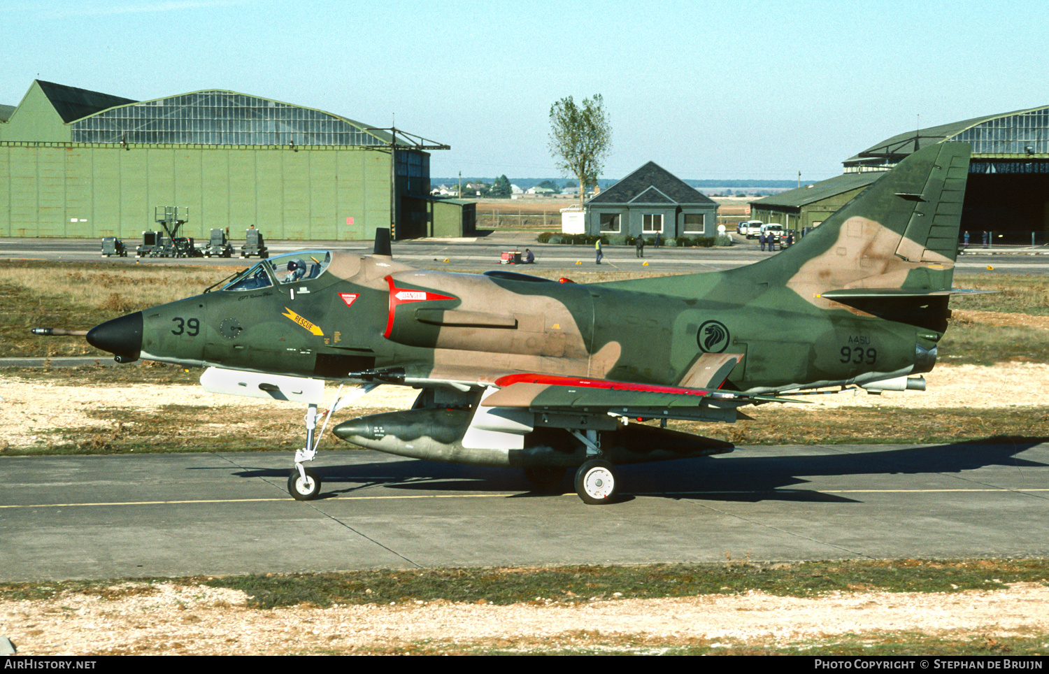 Aircraft Photo of 939 | Douglas A-4SU Skyhawk | Singapore - Air Force | AirHistory.net #439397