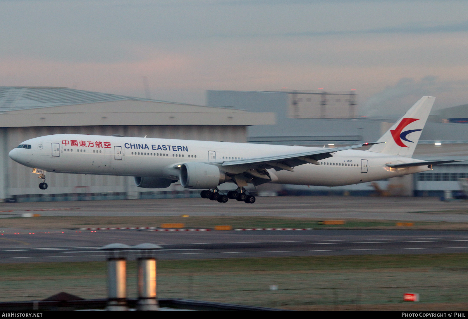 Aircraft Photo of B-2005 | Boeing 777-39P/ER | China Eastern Airlines | AirHistory.net #439427