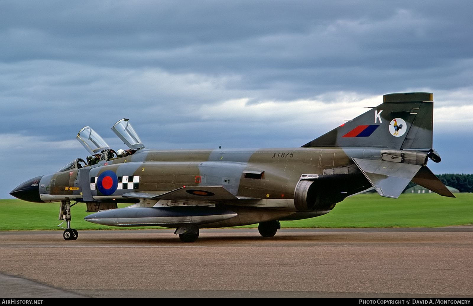 Aircraft Photo of XT875 | McDonnell Douglas F-4K Phantom FG1 | UK - Air Force | AirHistory.net #439437