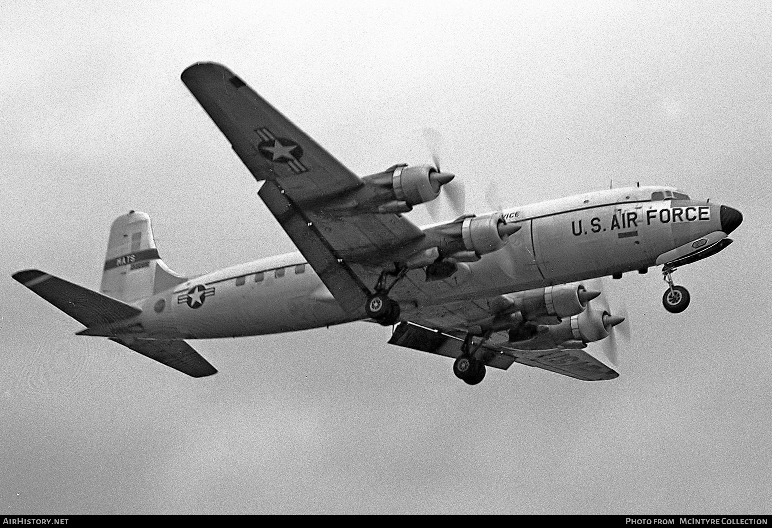 Aircraft Photo of 53-3286 / 0-33286 | Douglas C-118A Liftmaster (DC-6A) | USA - Air Force | AirHistory.net #439466