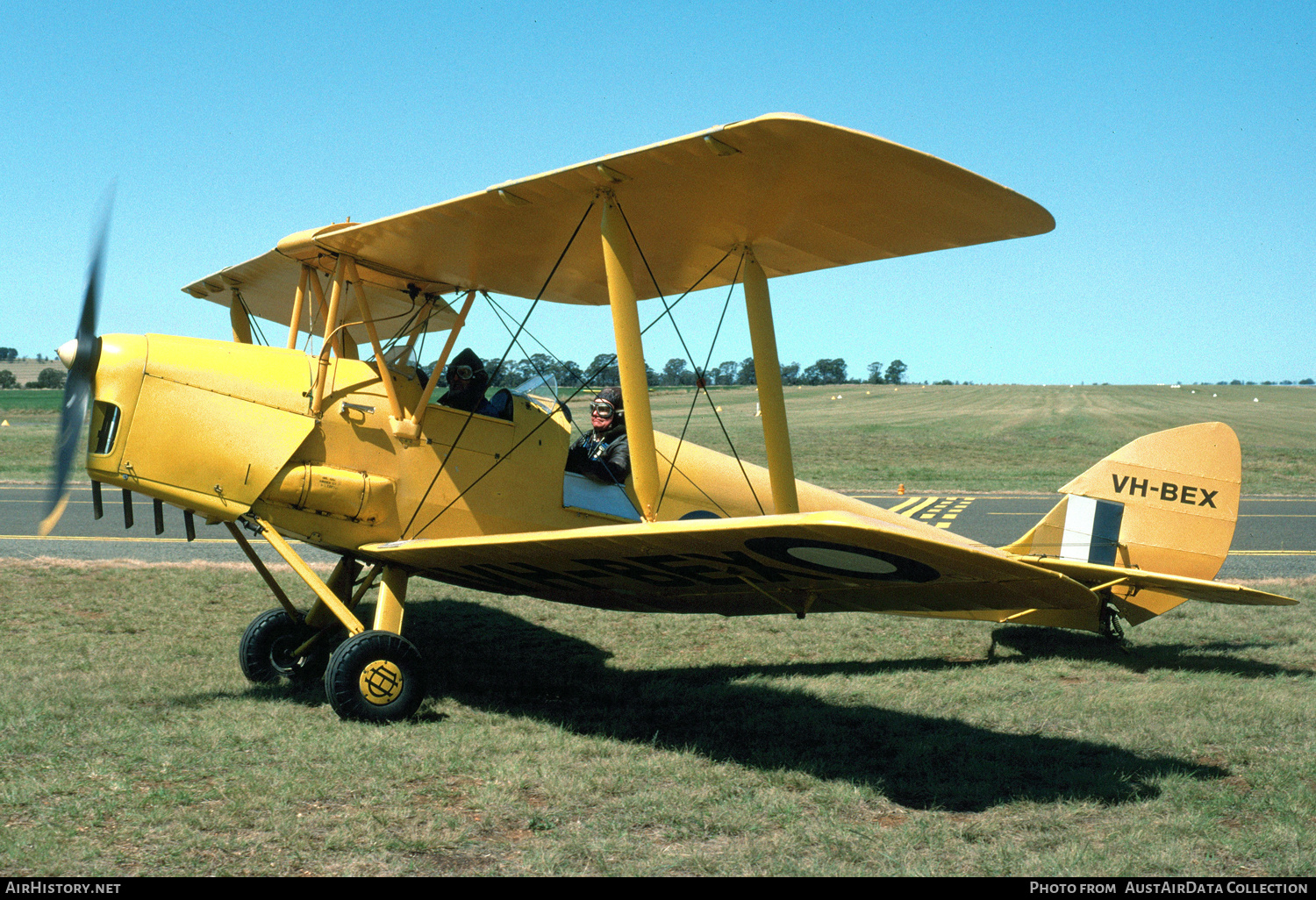 Aircraft Photo of VH-BEX | De Havilland D.H. 82A Tiger Moth | Australia - Air Force | AirHistory.net #439469