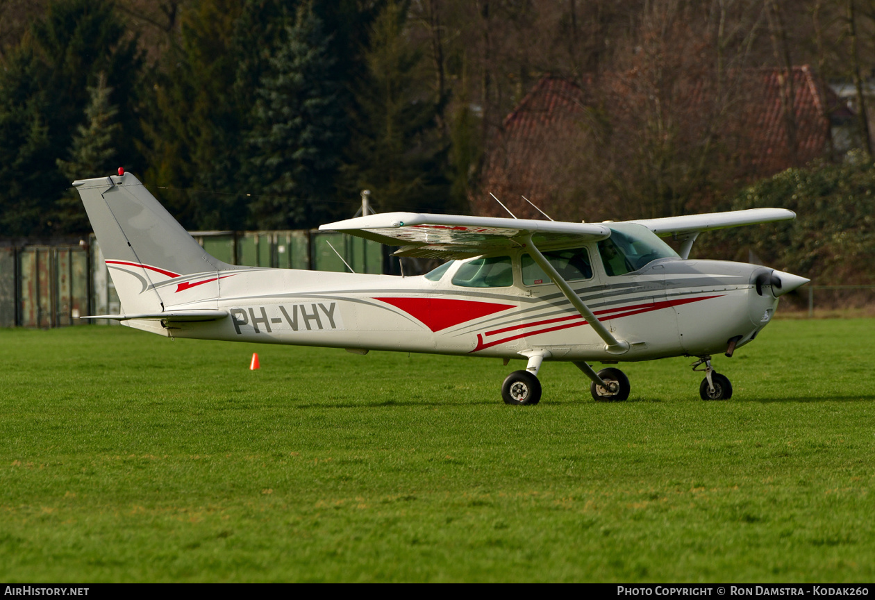 Aircraft Photo of PH-VHY | Cessna 172P Skyhawk | AirHistory.net #439577