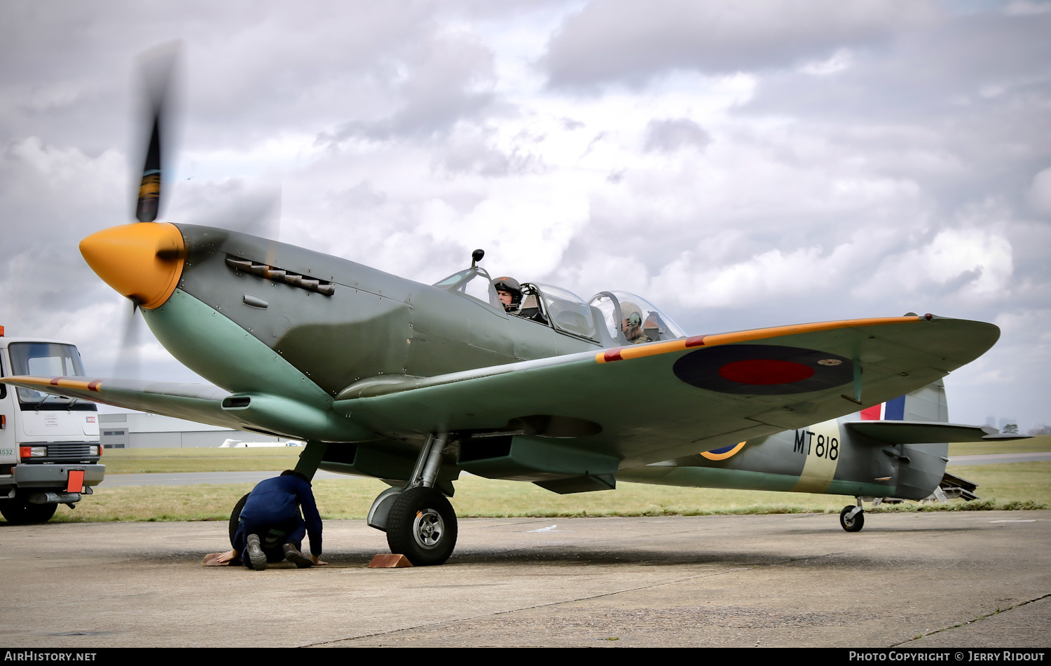 Aircraft Photo of G-AIDN / MT818 | Supermarine 502 Spitfire T8 | UK - Air Force | AirHistory.net #439621
