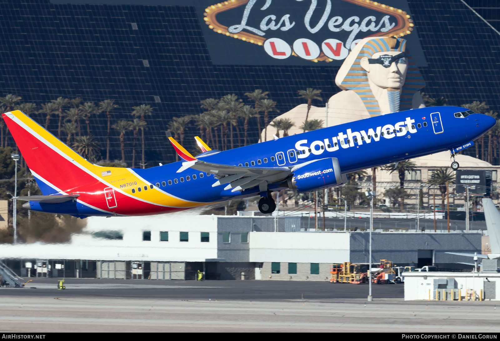 Aircraft Photo of N8701Q | Boeing 737-8 Max 8 | Southwest Airlines | AirHistory.net #439685