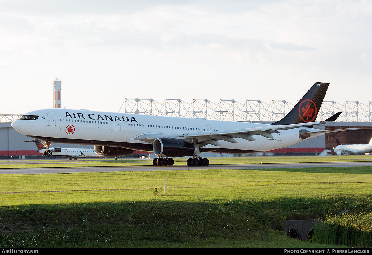 Aircraft Photo of C-GKUH | Airbus A330-343E | Air Canada | AirHistory.net #439696