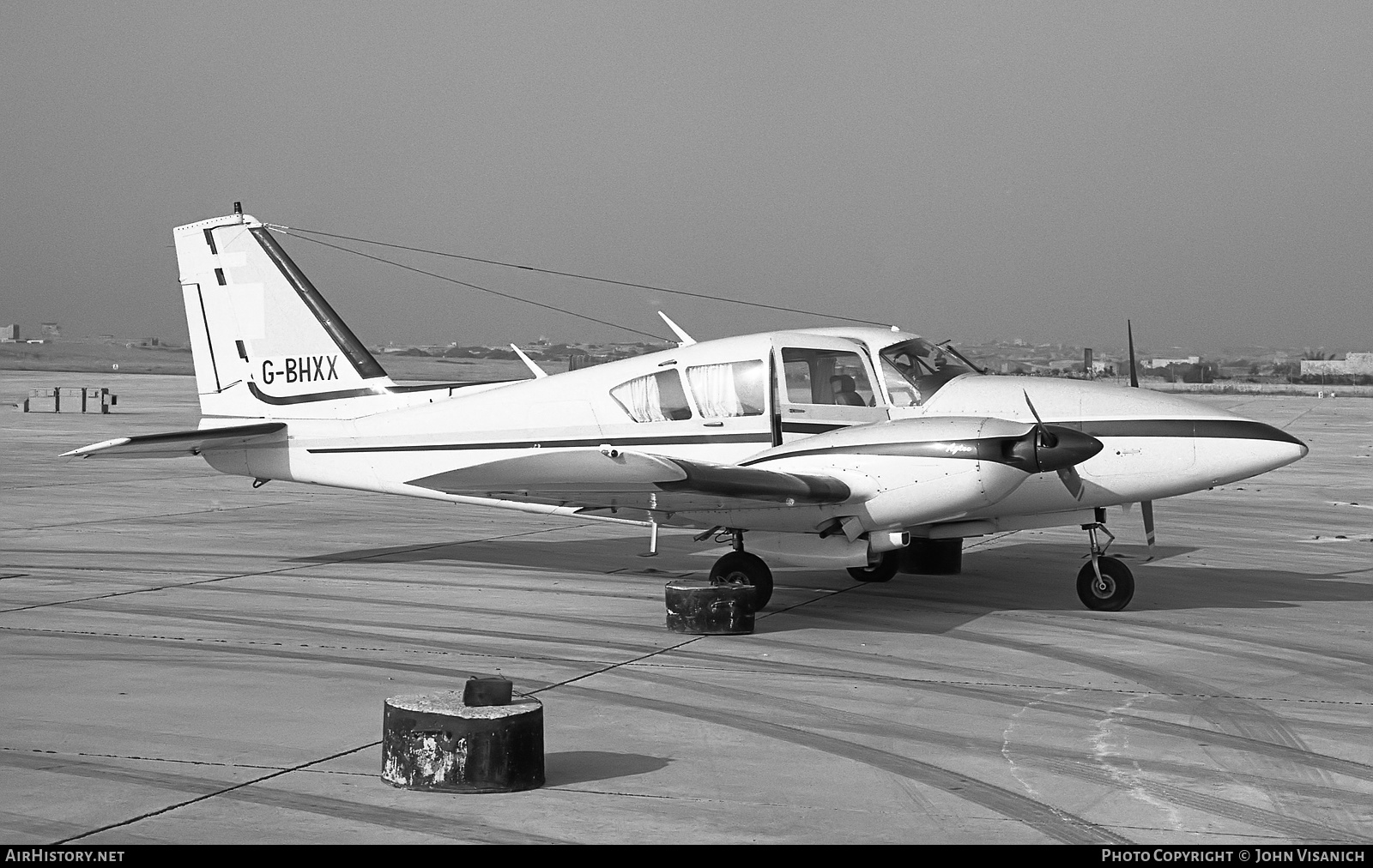 Aircraft Photo of G-BHXX | Piper PA-23-250 Aztec | AirHistory.net #439719