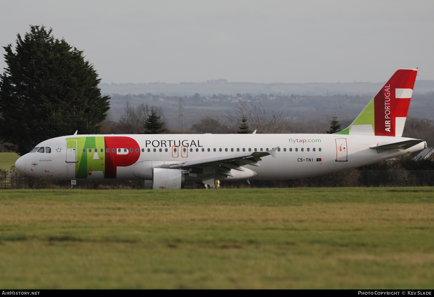 Aircraft Photo of CS-TNI | Airbus A320-214 | TAP Air Portugal | AirHistory.net #439761