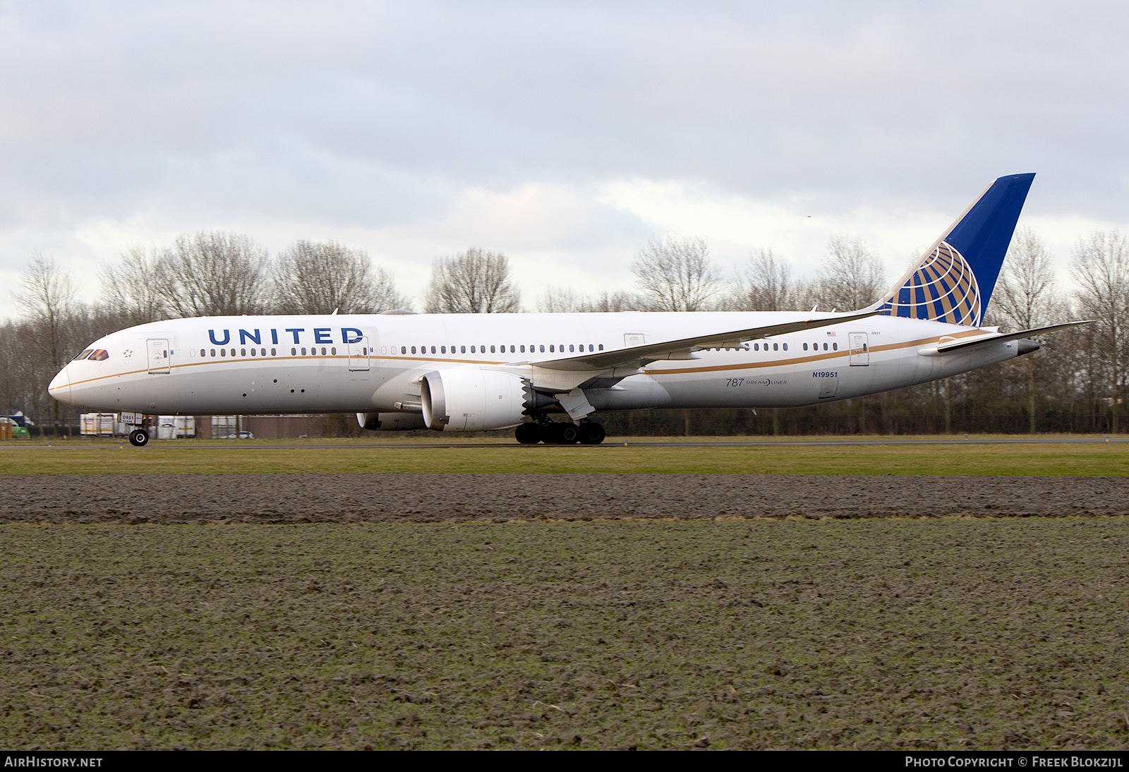 Aircraft Photo of N19951 | Boeing 787-9 Dreamliner | United Airlines | AirHistory.net #439877
