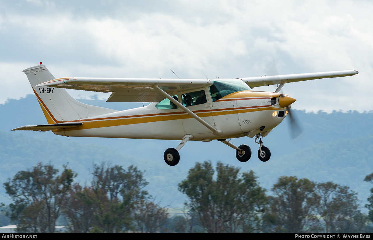 Aircraft Photo of VH-EKY | Cessna 182P Skylane | AirHistory.net #439931