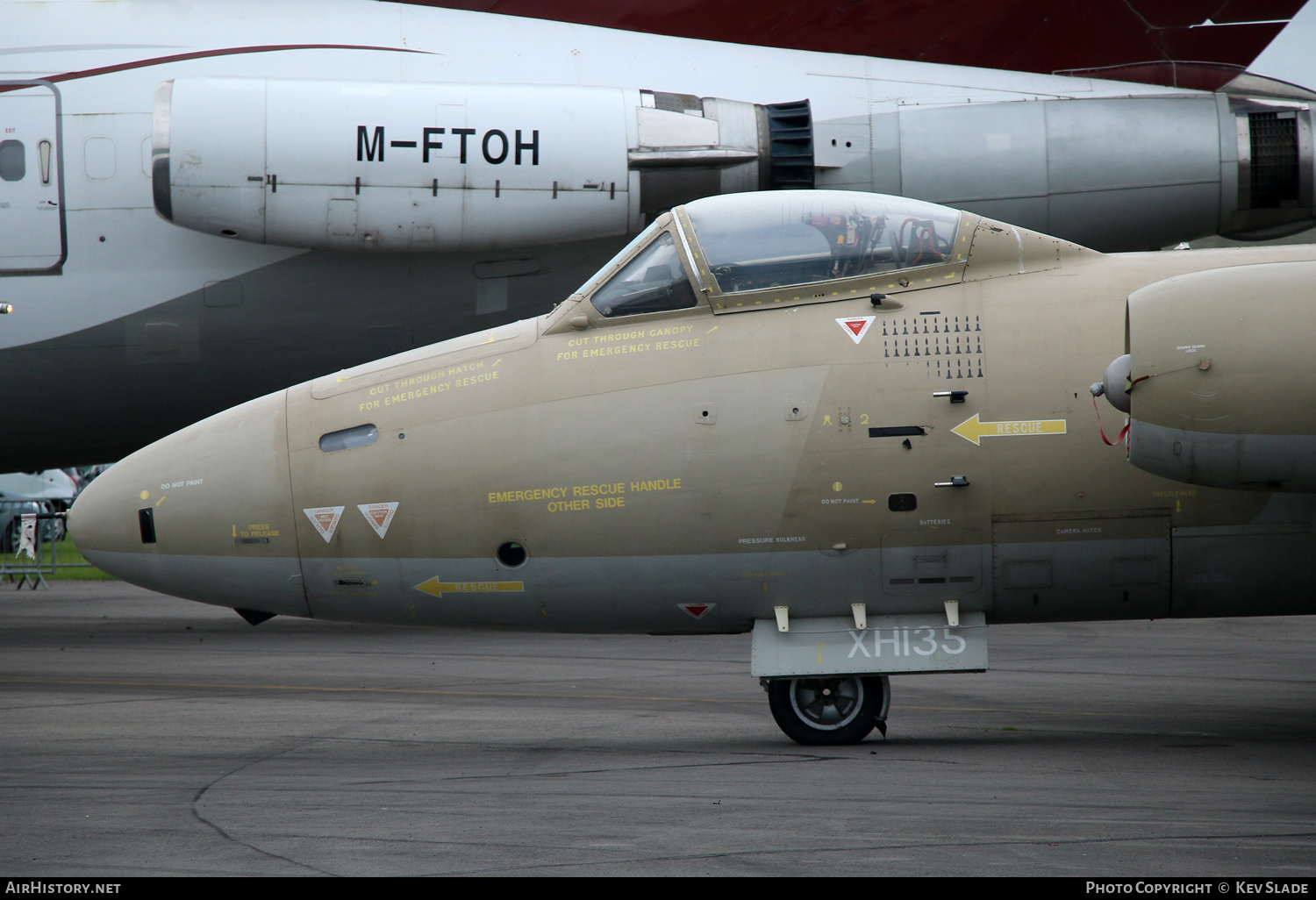 Aircraft Photo of XH135 | English Electric Canberra PR9 | UK - Air Force | AirHistory.net #439998