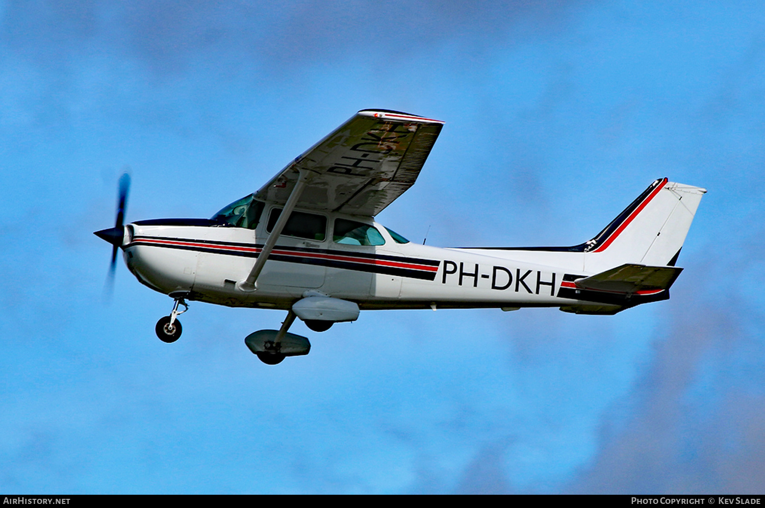 Aircraft Photo of PH-DKH | Cessna 172P Skyhawk II | AirHistory.net #440043