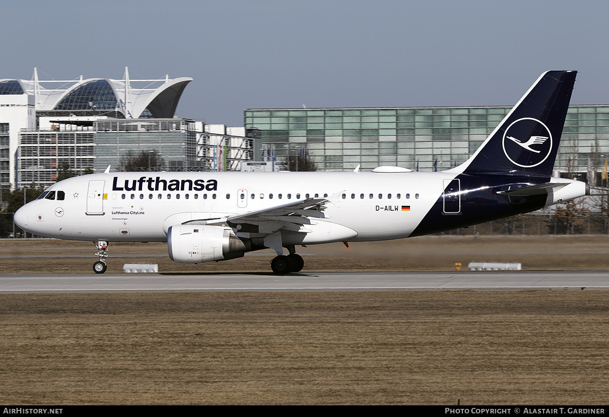 Aircraft Photo of D-AILW | Airbus A319-114 | Lufthansa | AirHistory.net #440075
