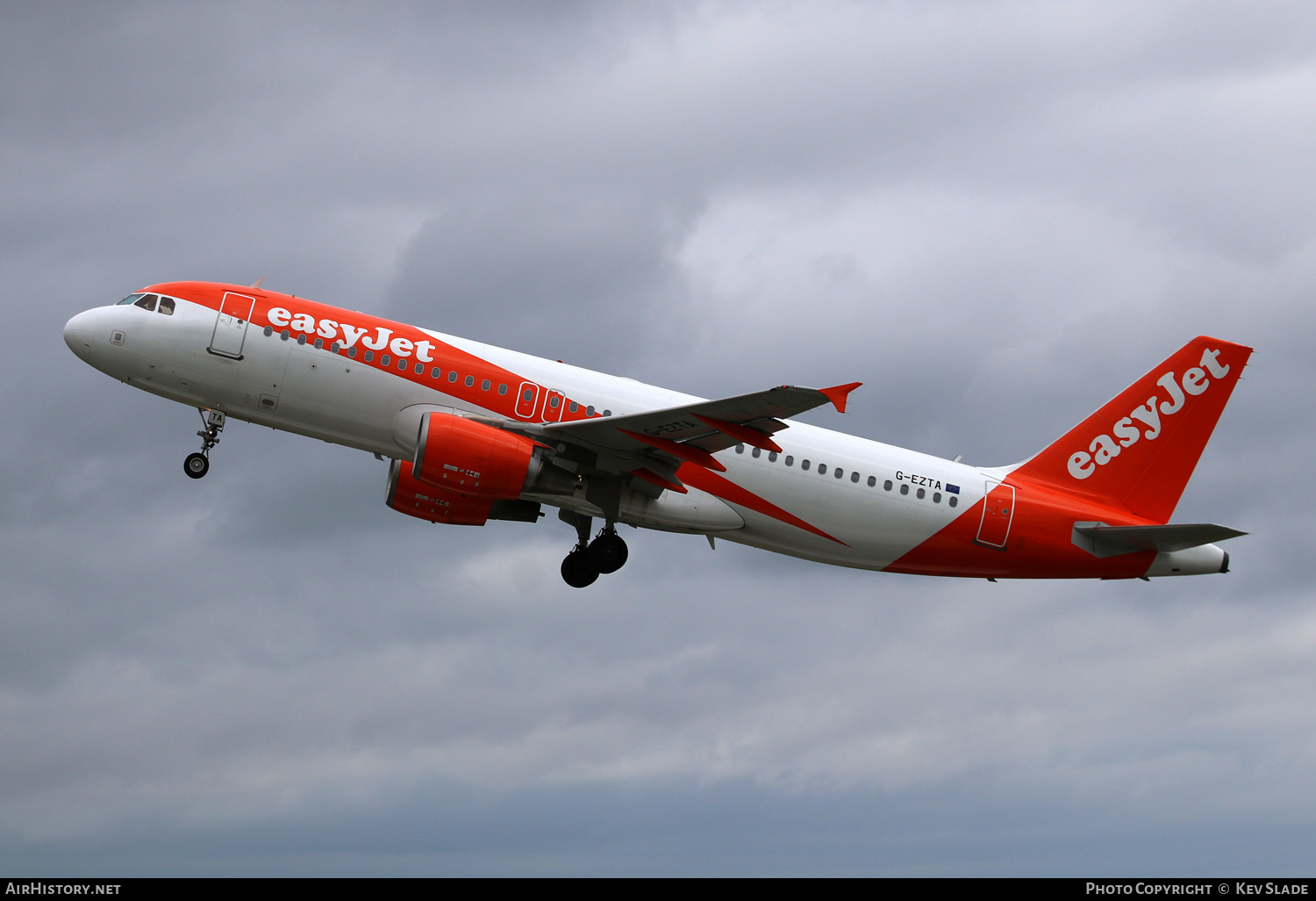 Aircraft Photo of G-EZTA | Airbus A320-214 | EasyJet | AirHistory.net #440092