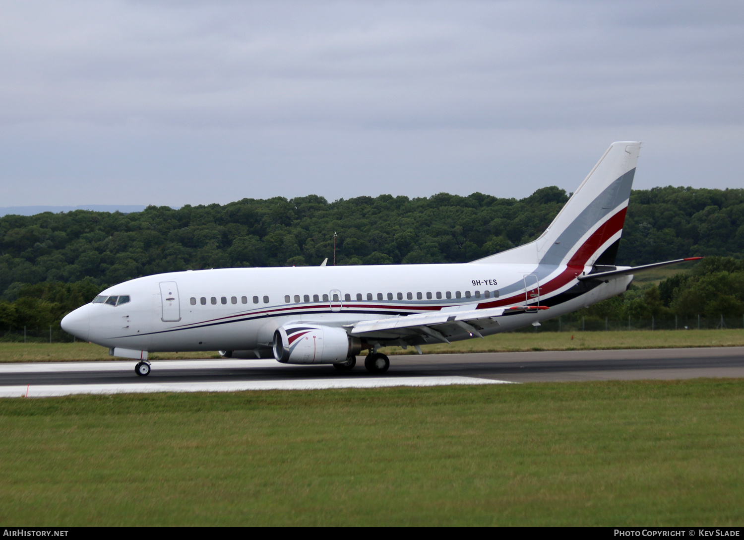 Aircraft Photo of 9H-YES | Boeing 737-5Q8 | AirHistory.net #440104