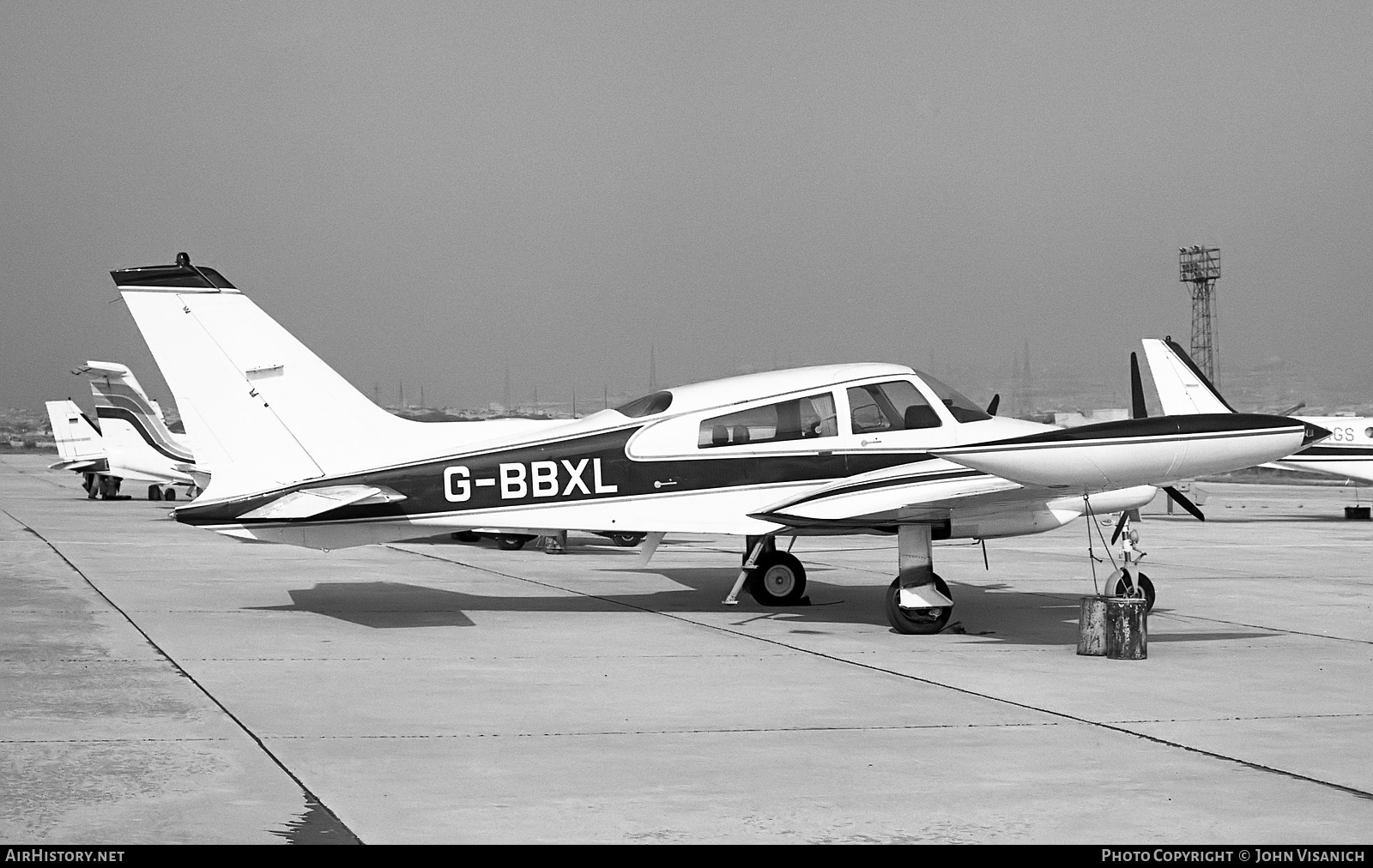 Aircraft Photo of G-BBXL | Cessna 310Q | AirHistory.net #440135