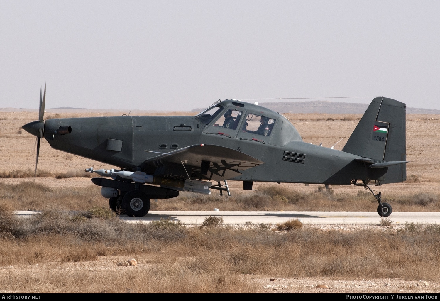 Aircraft Photo of 1584 | Air Tractor AT-802U | Jordan - Air Force | AirHistory.net #440196