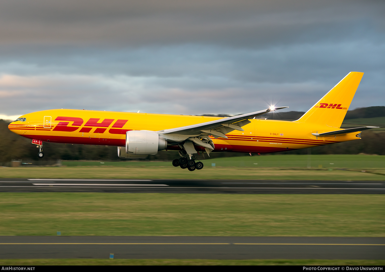 Aircraft Photo of G-DHLY | Boeing 777-F | DHL International | AirHistory.net #440283