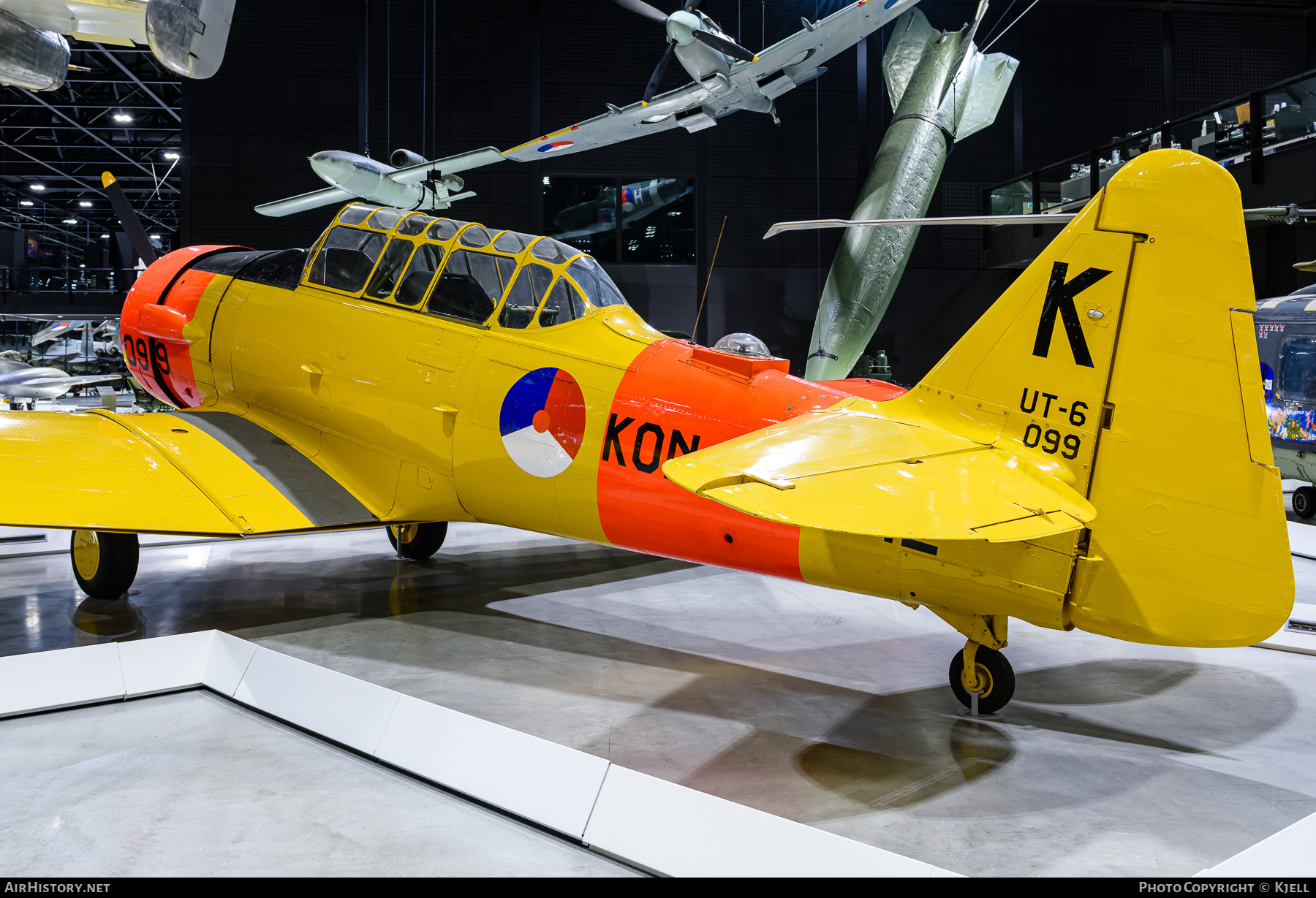 Aircraft Photo of 099 | North American AT-16 Harvard IIB | Netherlands - Navy | AirHistory.net #440298