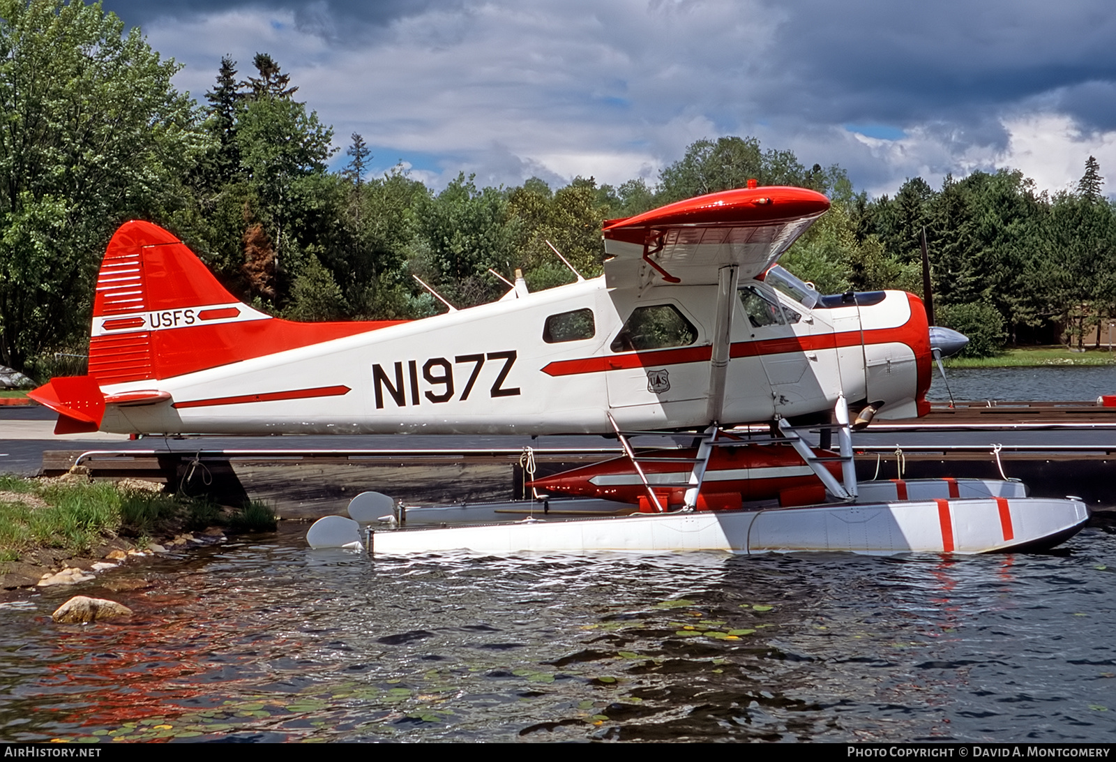 Aircraft Photo of N197Z | De Havilland Canada DHC-2 Beaver Mk.1 | USFS - US Forest Service | AirHistory.net #440323