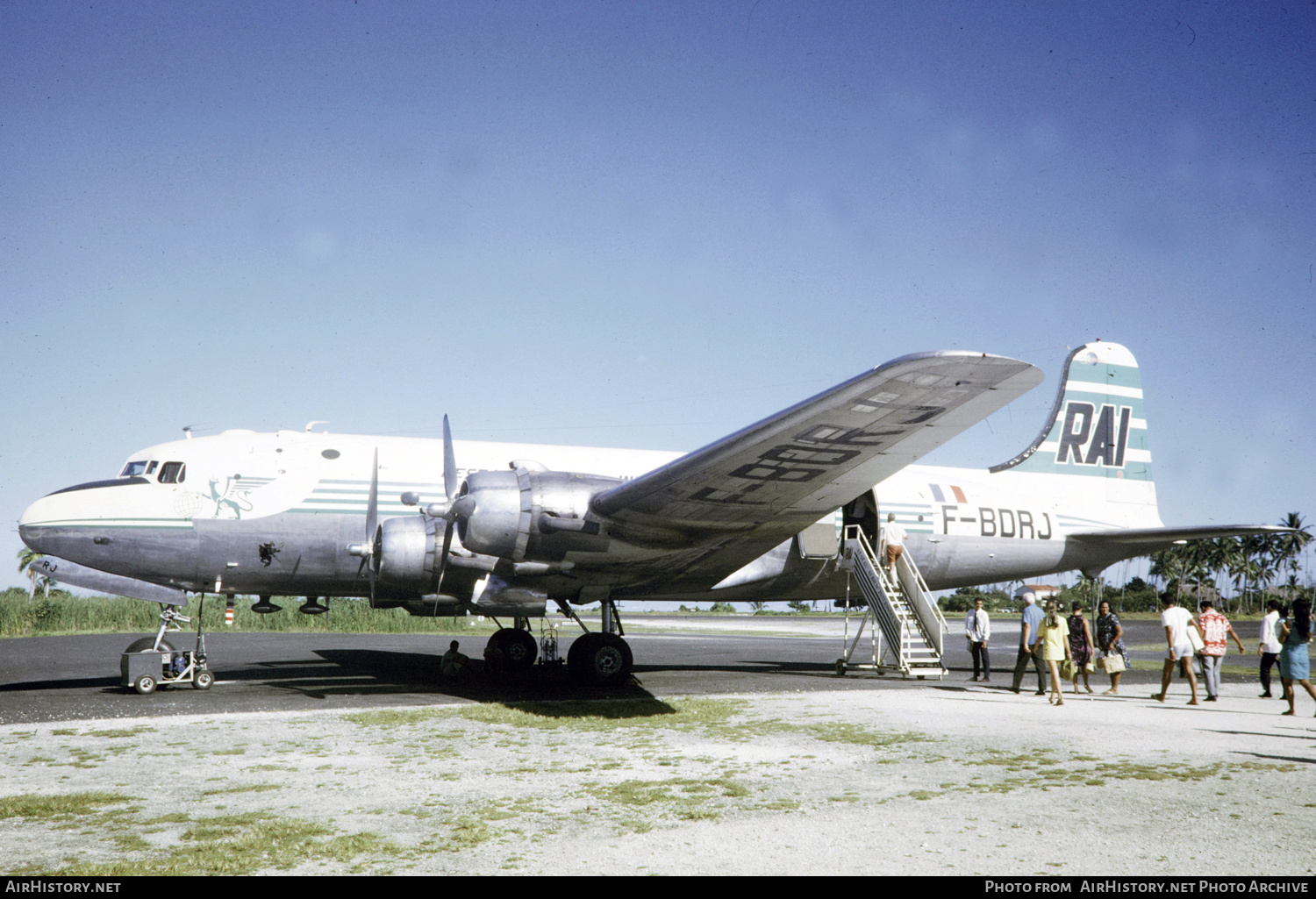 Aircraft Photo of F-BDRJ | Douglas C-54A Skymaster | RAI - Réseau Aérien Interinsulaire | AirHistory.net #440326