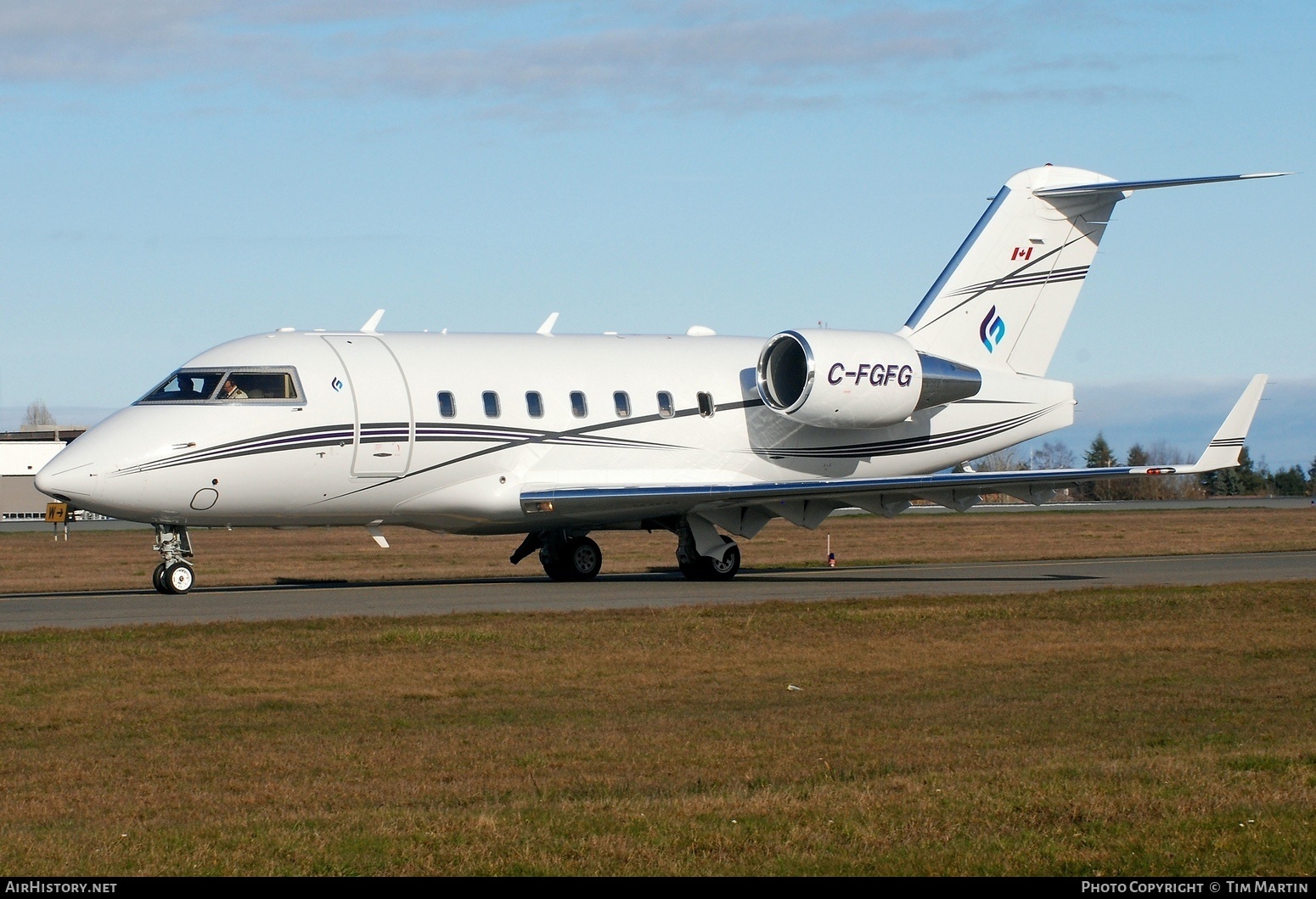 Aircraft Photo of C-FGFG | Bombardier Challenger 604 (CL-600-2B16) | Skyservice Business Aviation | AirHistory.net #440329